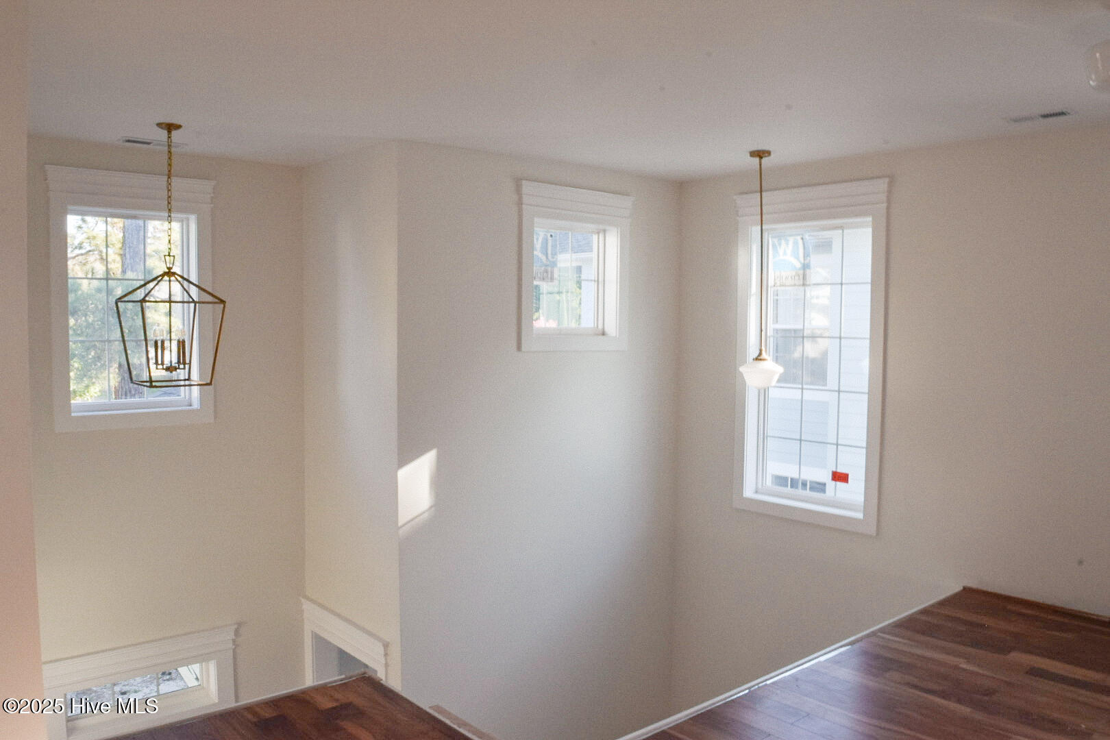 5160 Minnesota Drive Property Photo 11