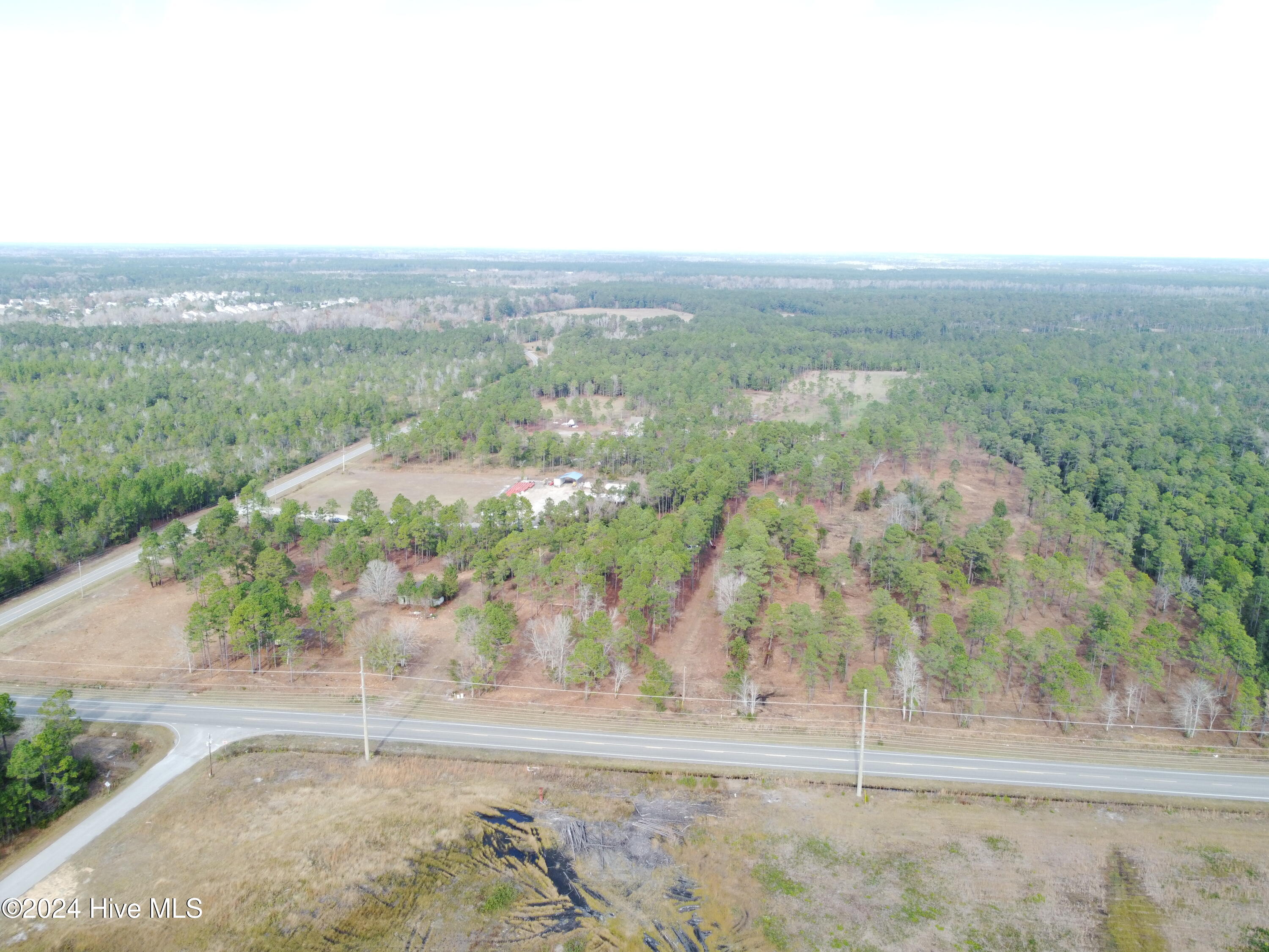 1970 Southport Supply Road Property Photo 5