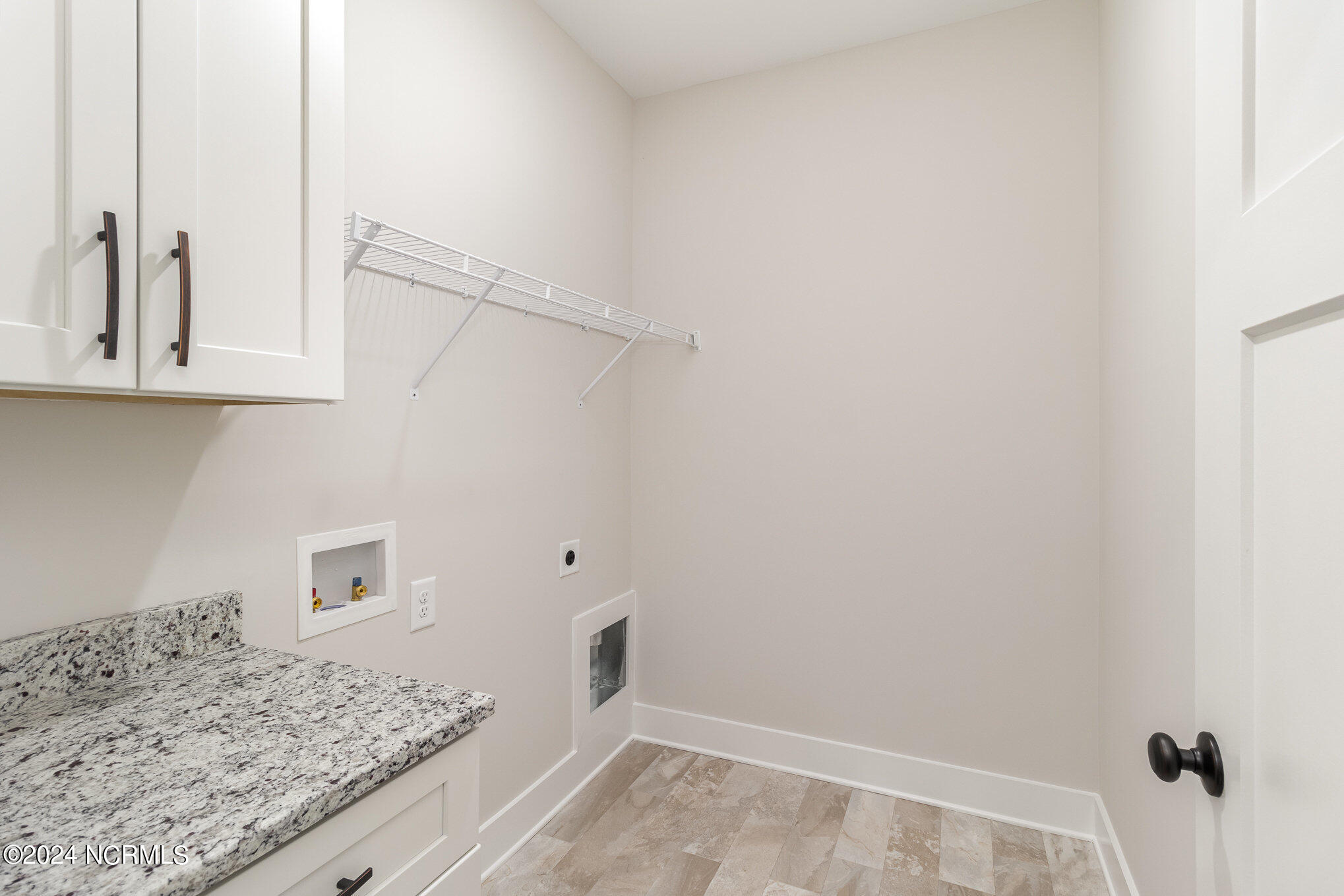 609 Tuscany Circle Property Photo 13