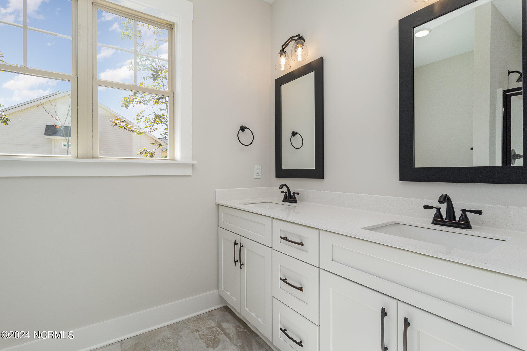 609 Tuscany Circle Property Photo 18