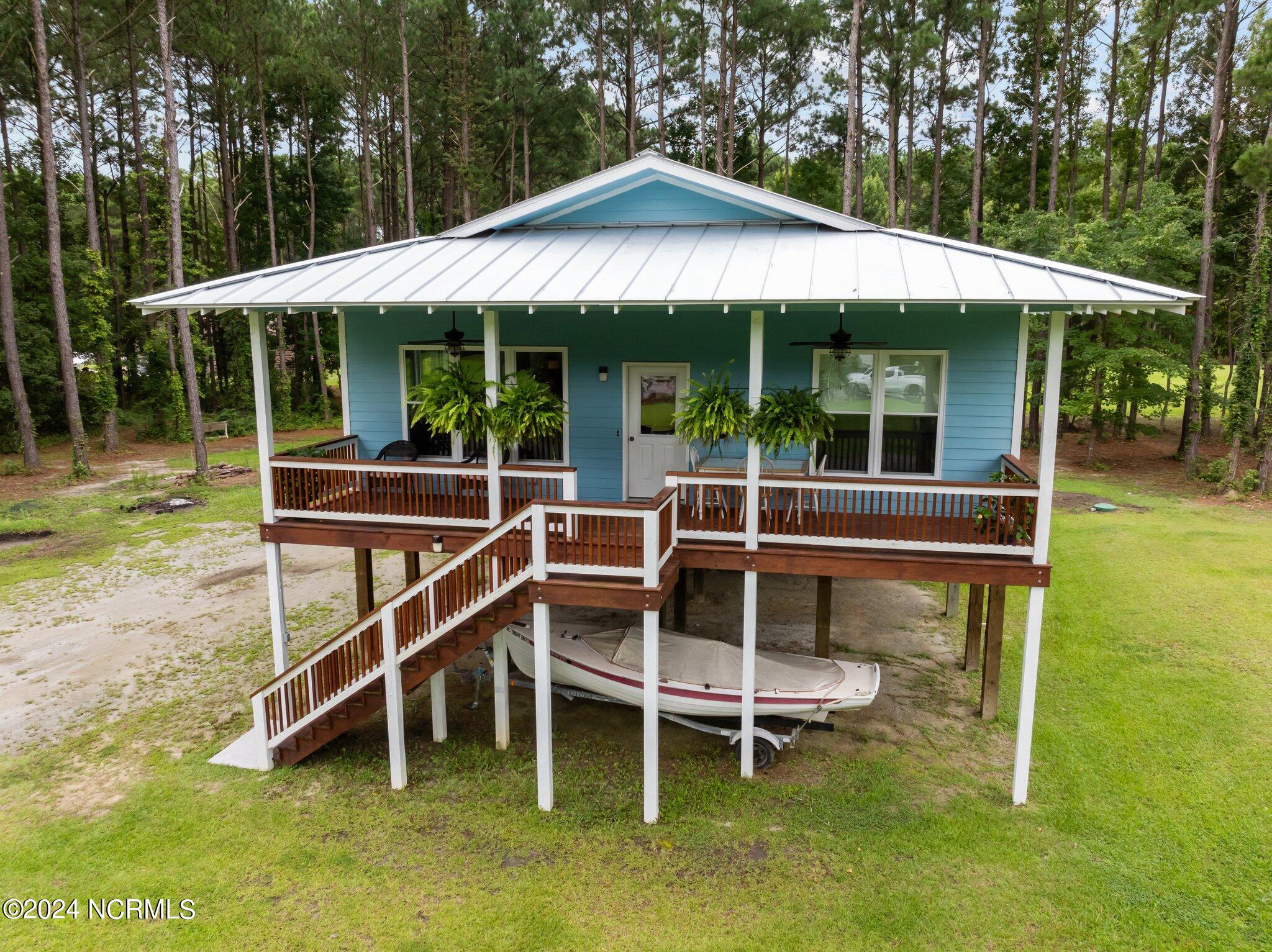 133 Sunset Drive Property Photo 1