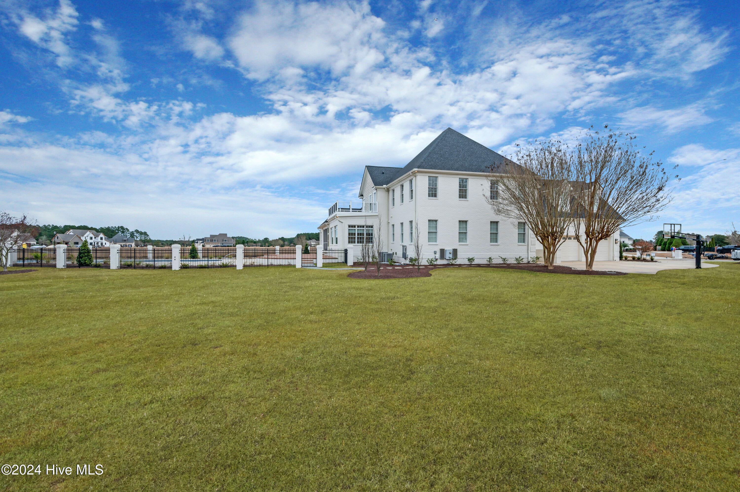 1104 Autumn Lakes Drive Property Photo 6