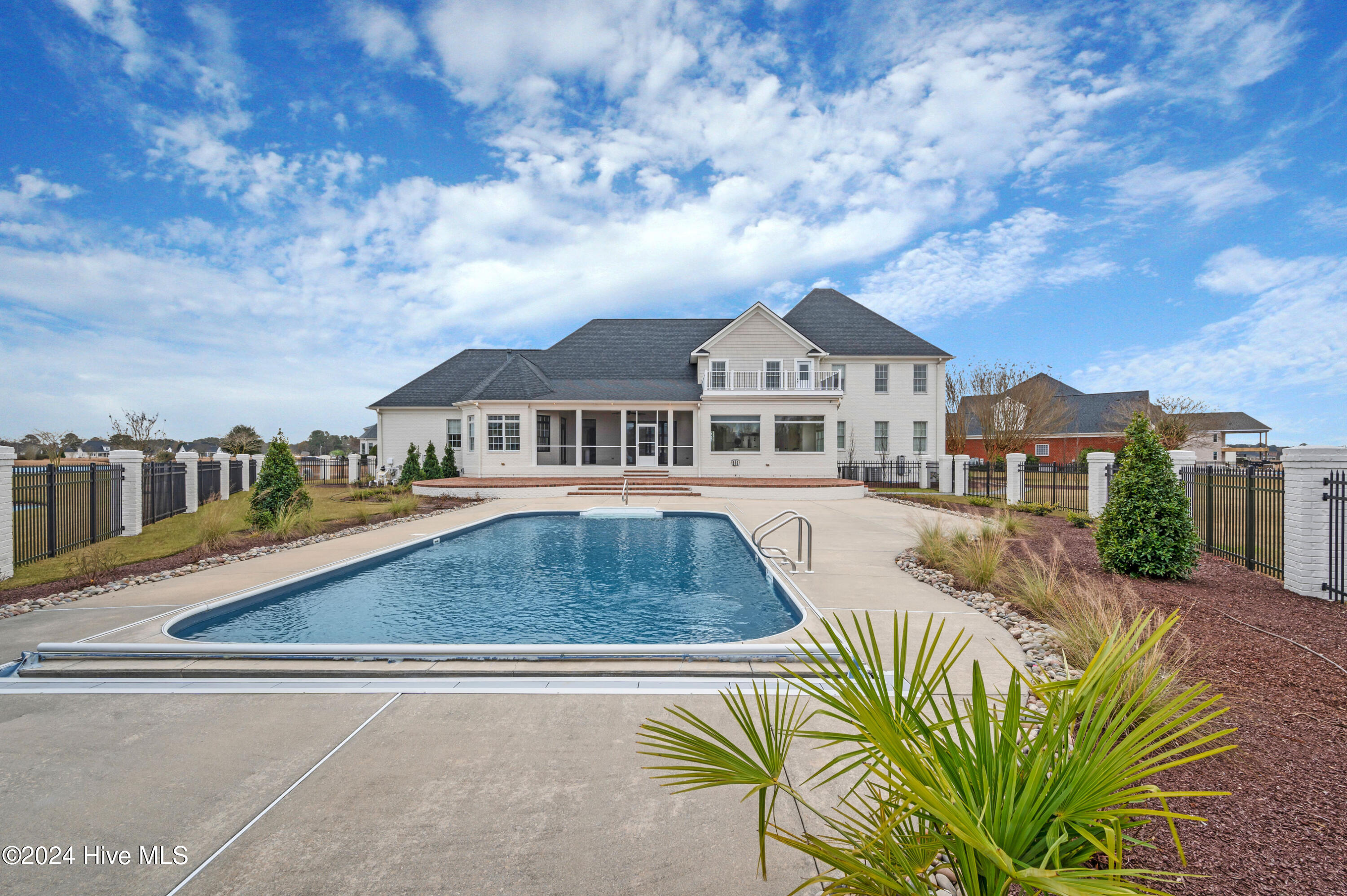 1104 Autumn Lakes Drive Property Photo 14