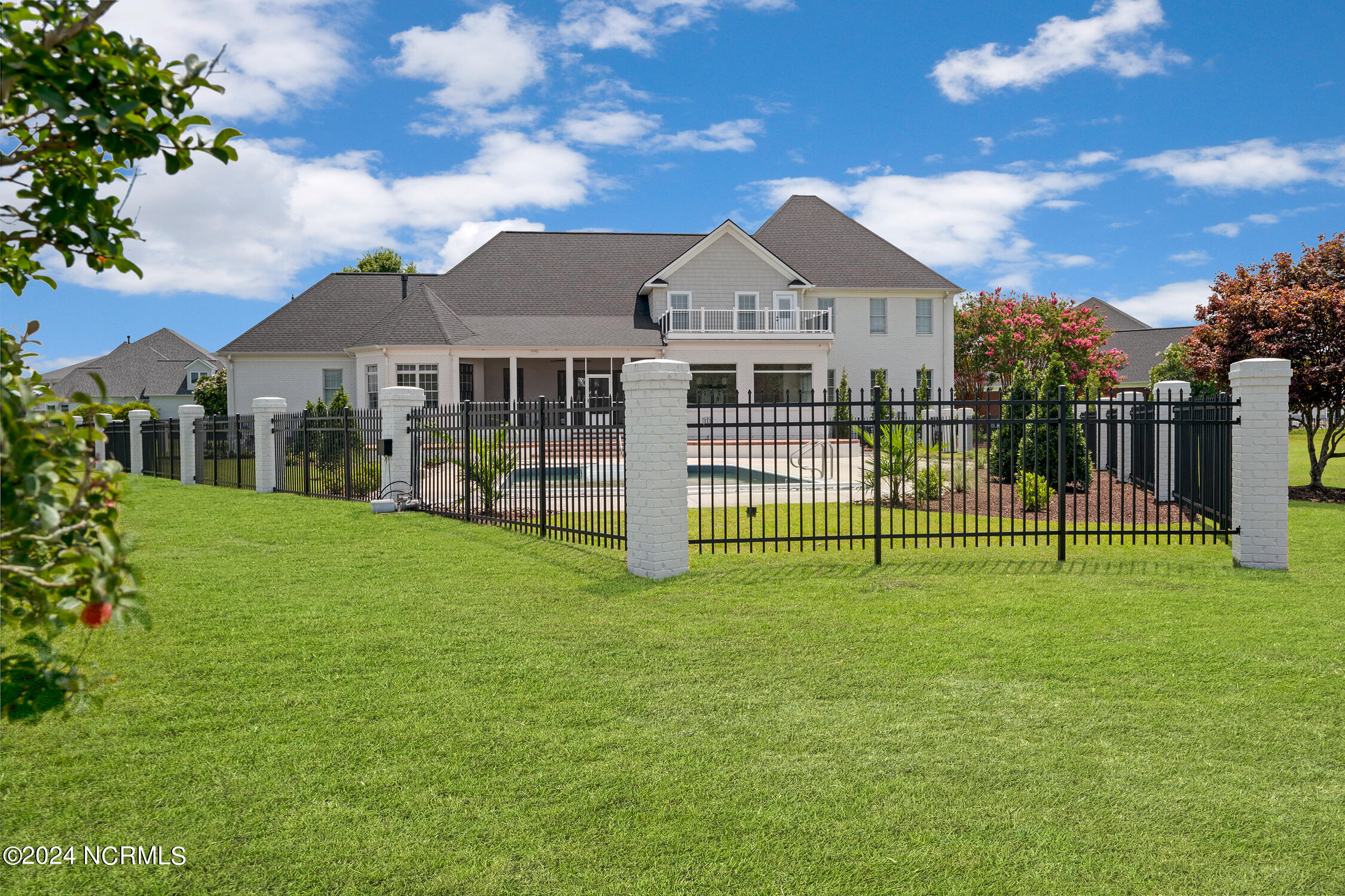 1104 Autumn Lakes Drive Property Photo 20