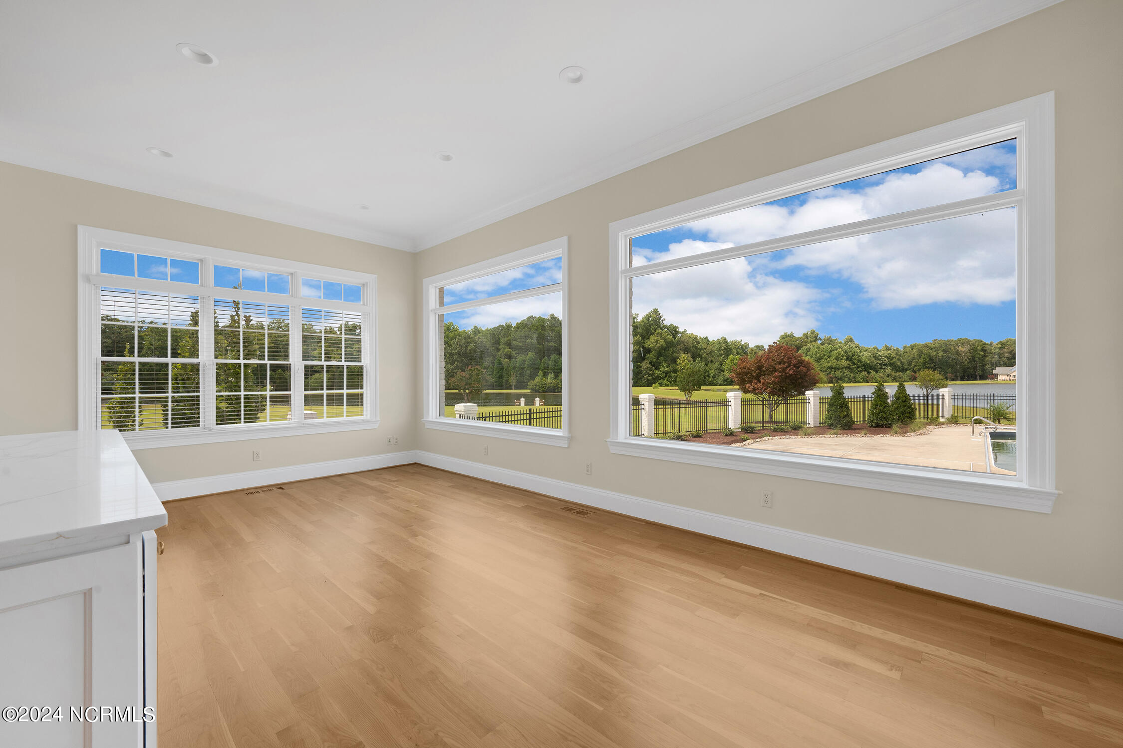 1104 Autumn Lakes Drive Property Photo 26