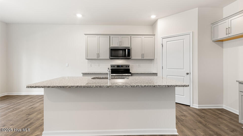 3037 Platinum Circle Property Photo 10