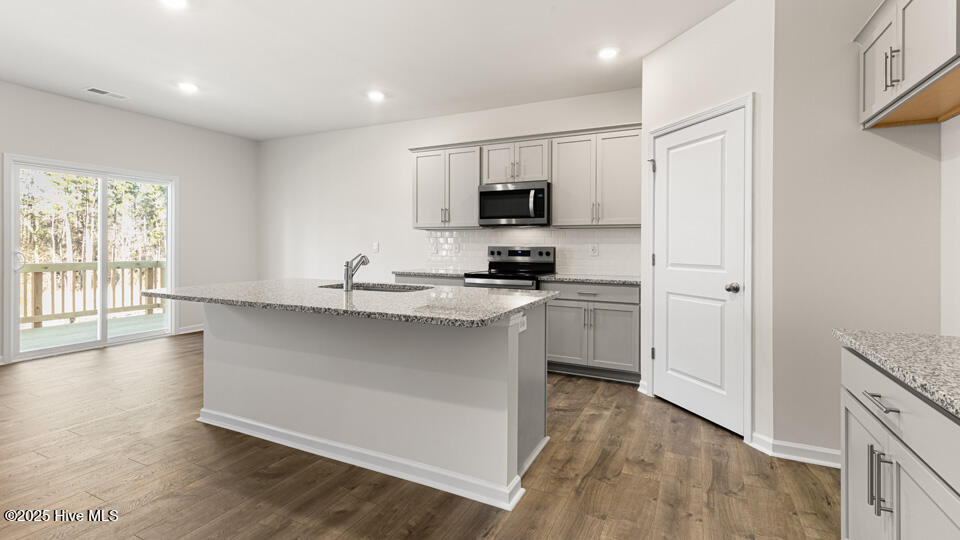 3037 Platinum Circle Property Photo 11