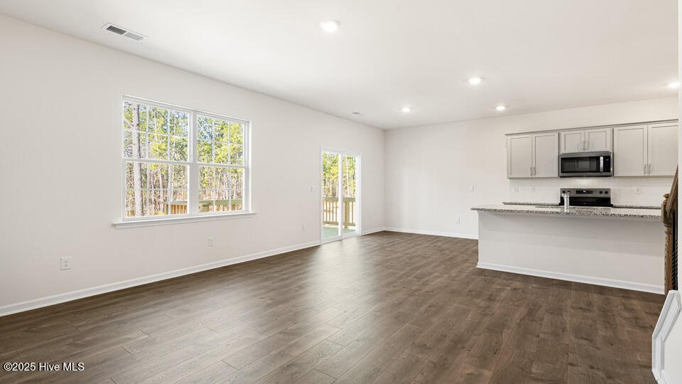 3037 Platinum Circle Property Photo 12