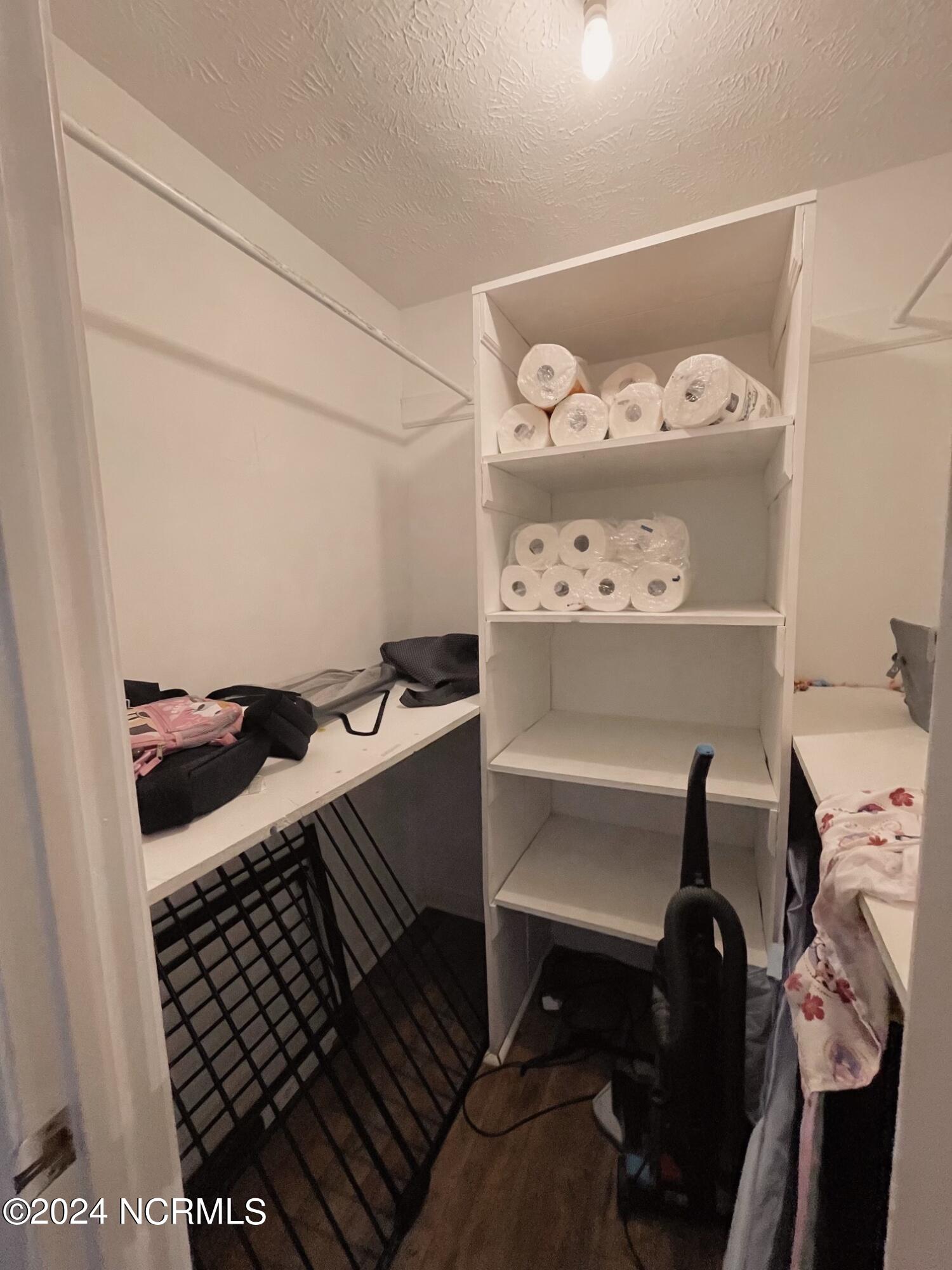 11320 Edinburgh Drive Property Photo 25
