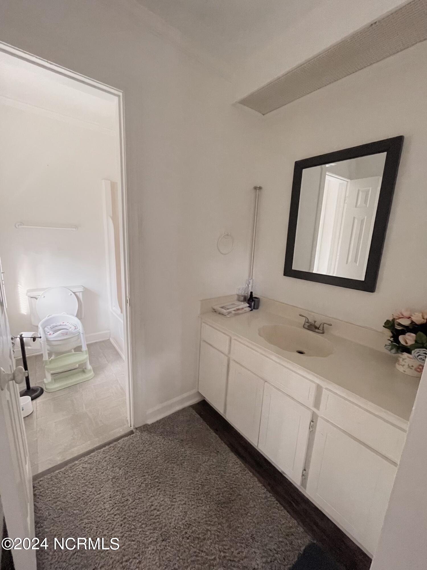 11320 Edinburgh Drive Property Photo 30