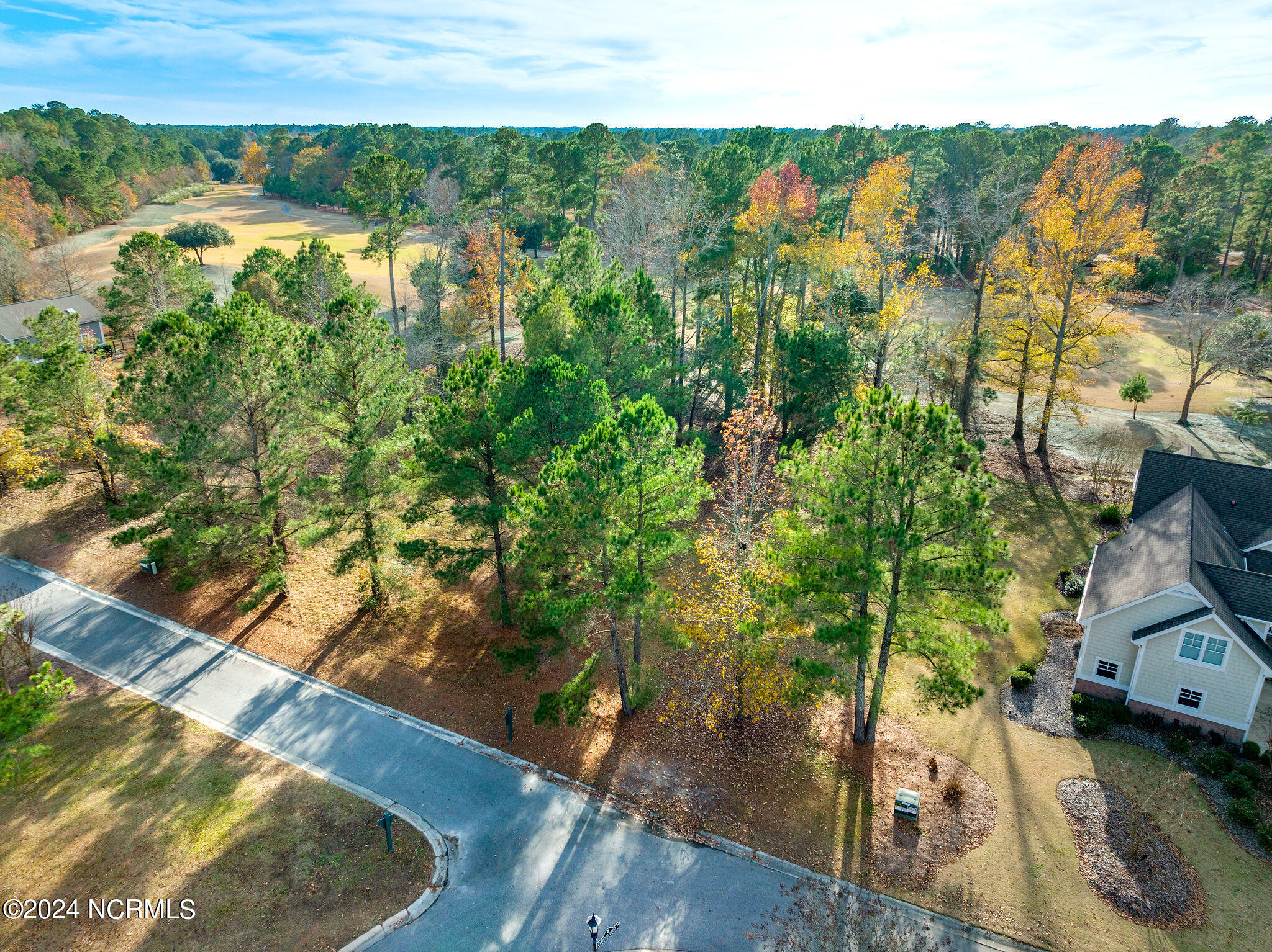 172 Cardinal Crest Drive Property Photo 2