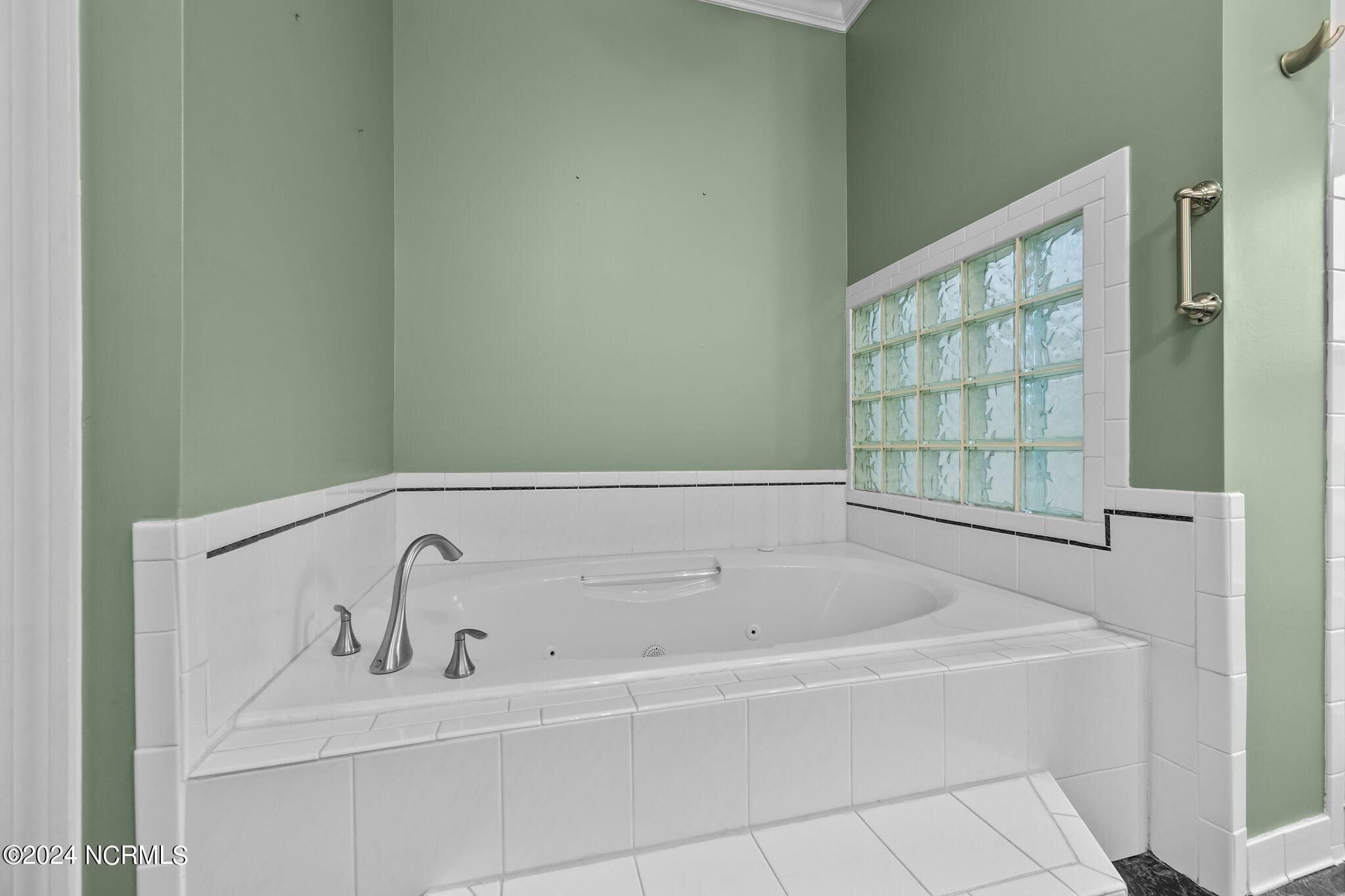 101 Grimsby Place Property Photo 30