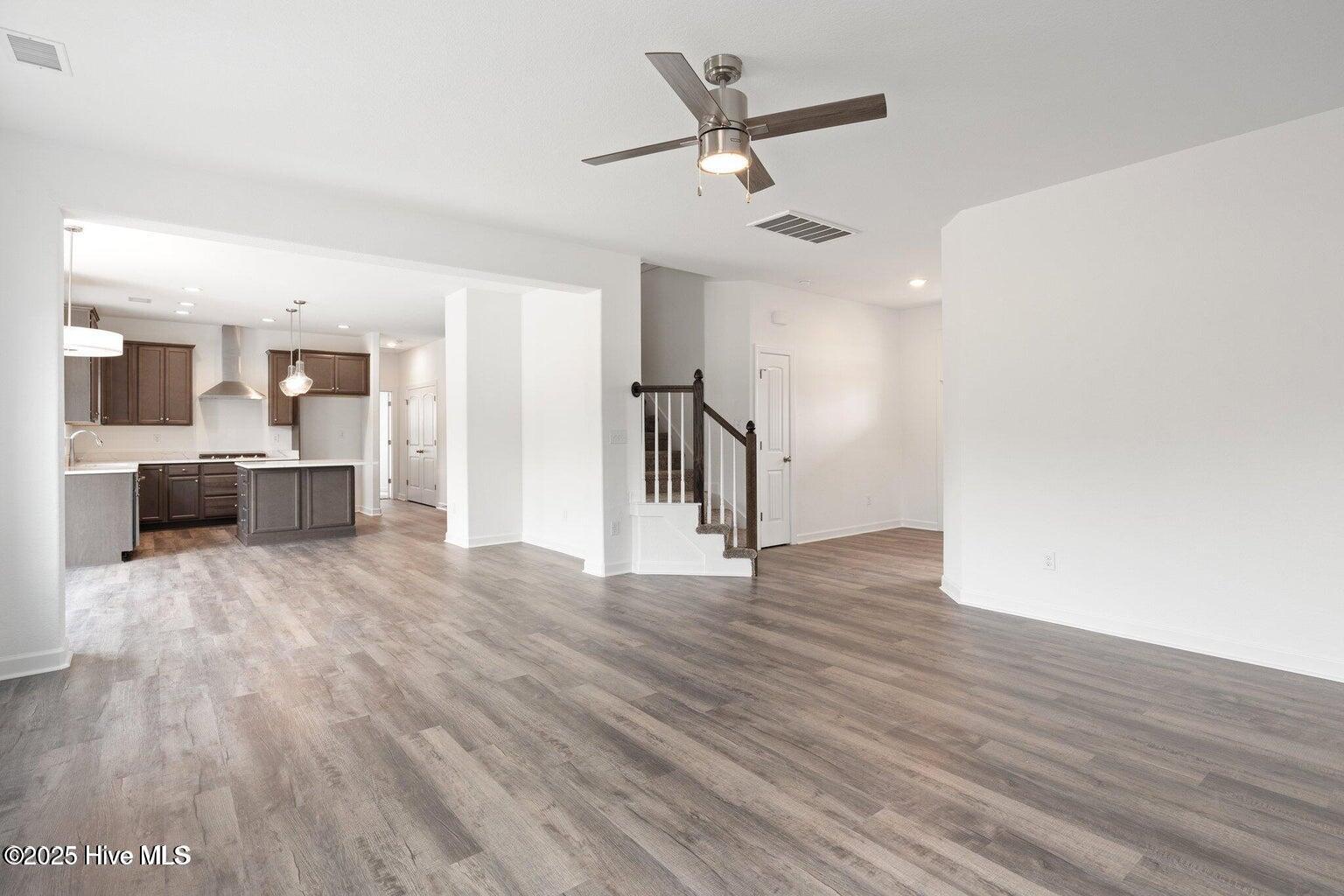 01 Yadkin Drive Property Photo 12