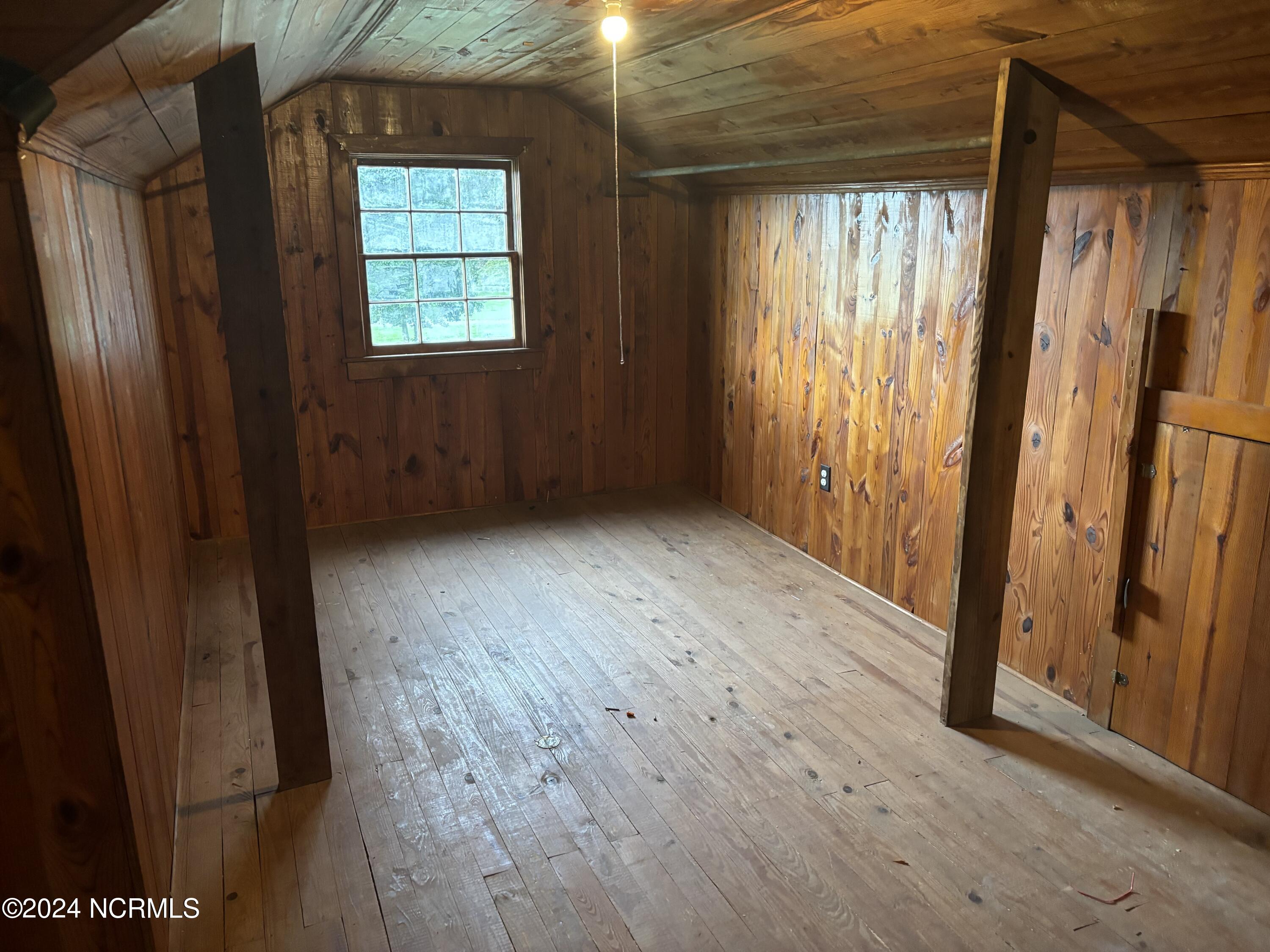 2395 Us Hwy 220 Property Photo 24