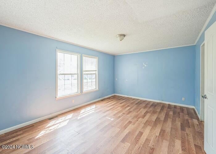410 Satchell Street Property Photo 12