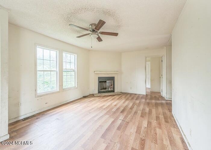 410 Satchell Street Property Photo 18