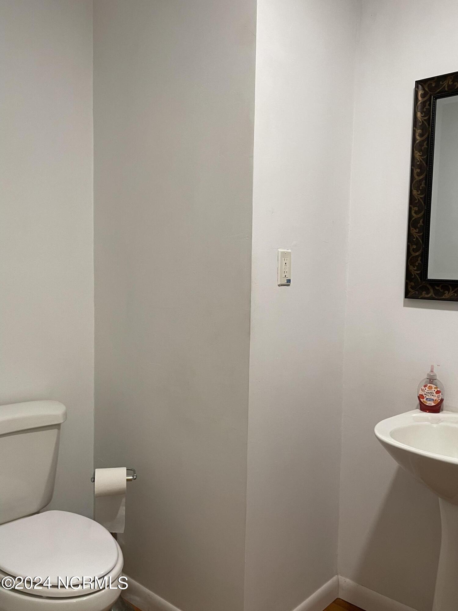 149 Bayshore Street Property Photo 25