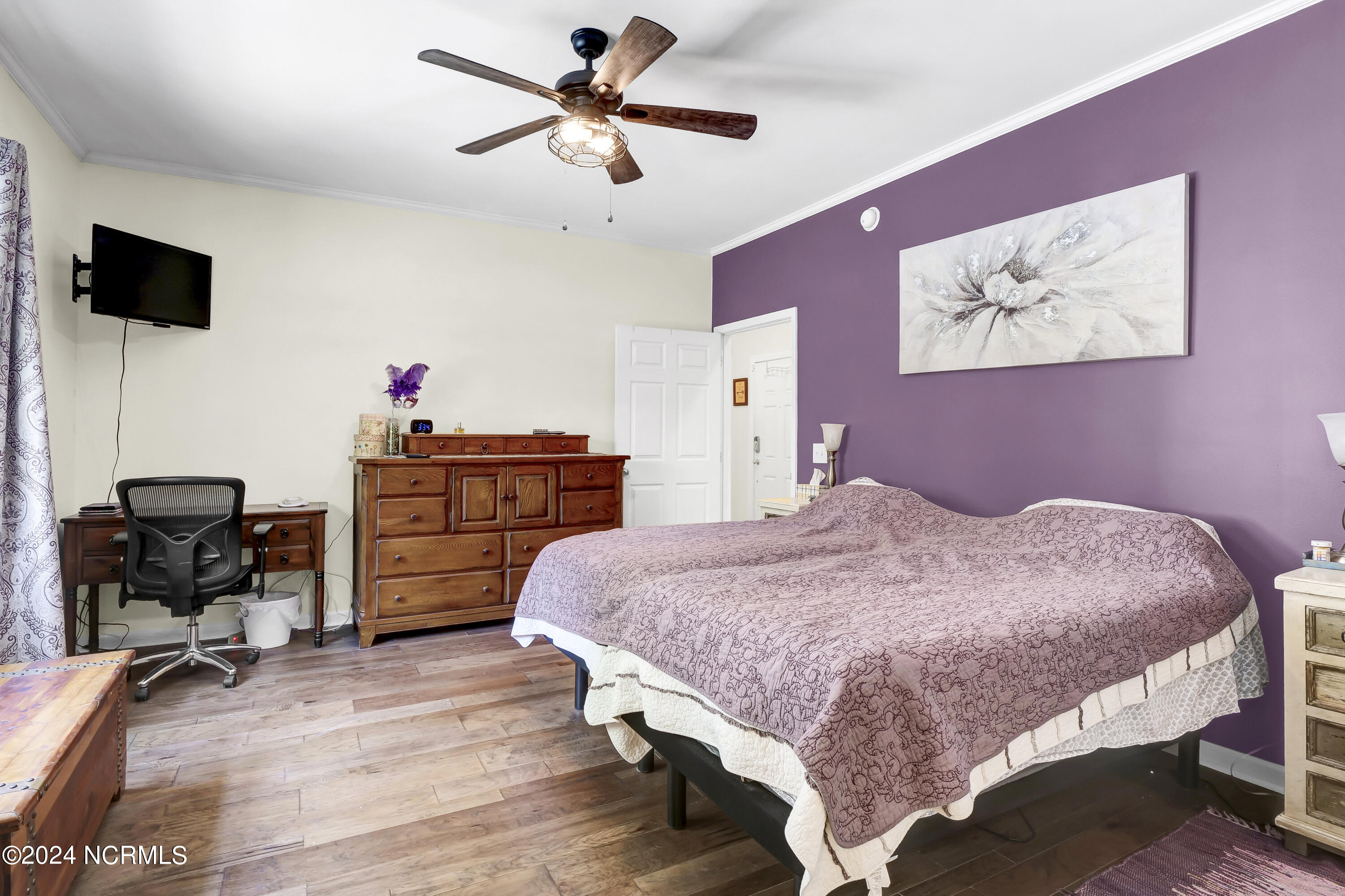 636 Wintercreeper Drive Property Photo 17
