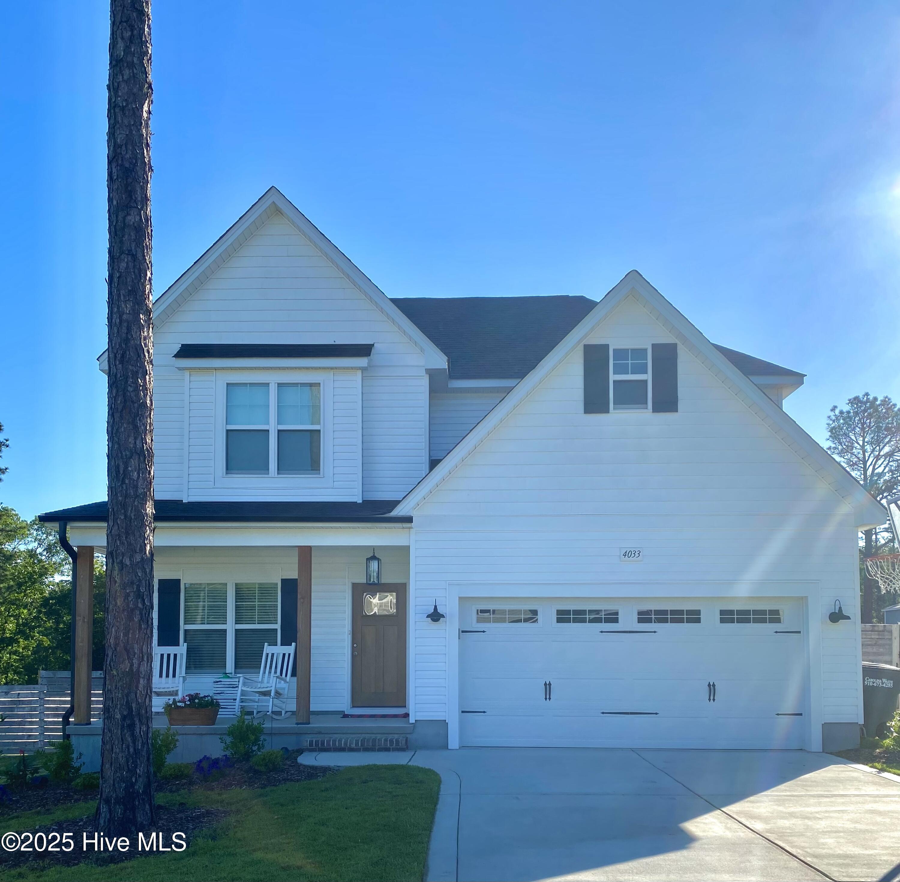 4033 Silver Lane Property Photo 1