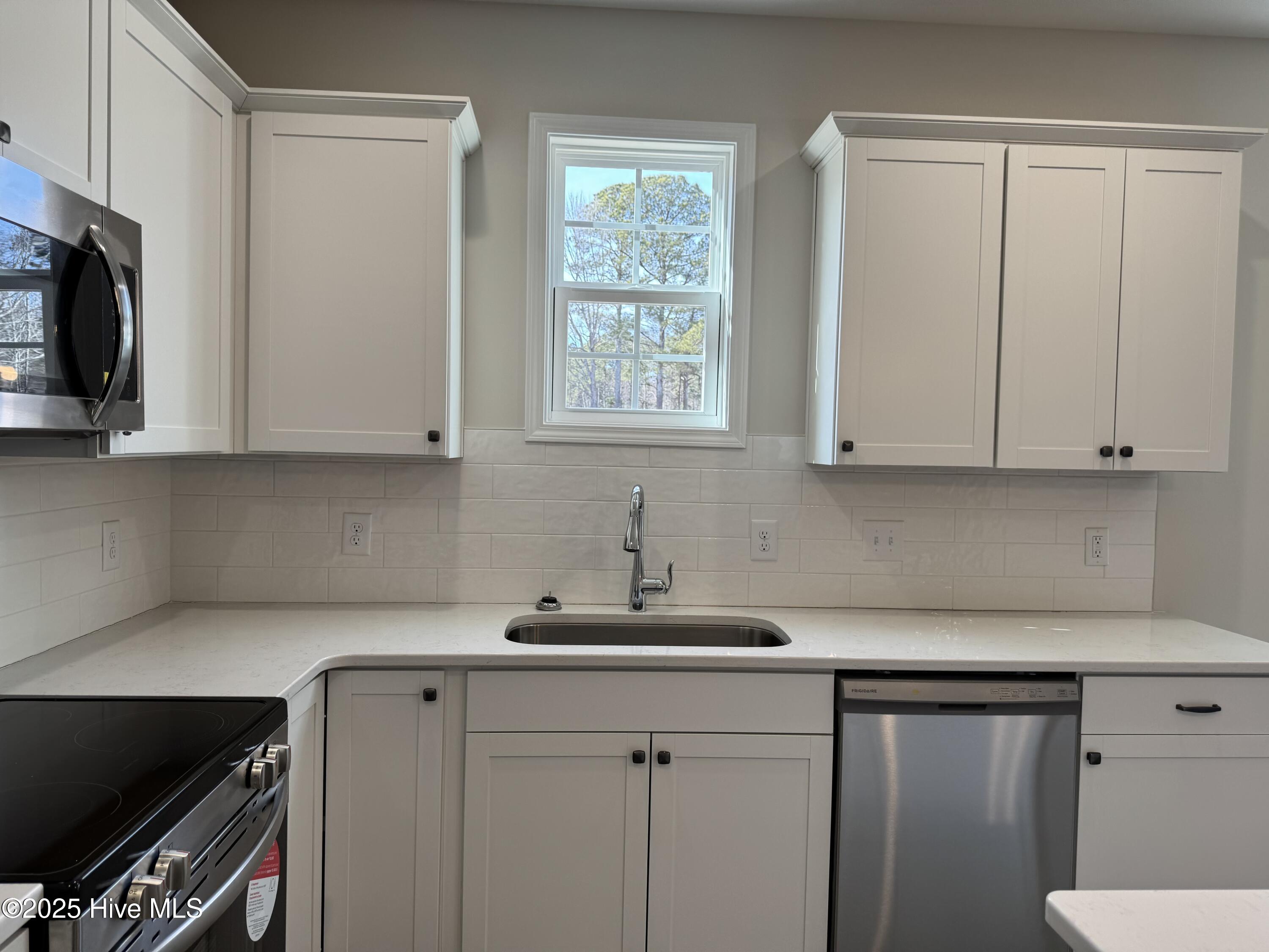 99 Mapledale Court Property Photo 12