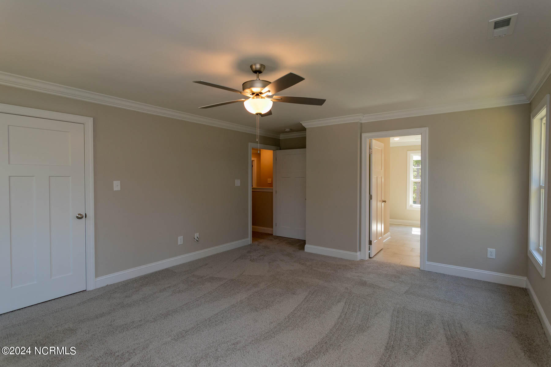 519 N Sycamore Street Property Photo 15
