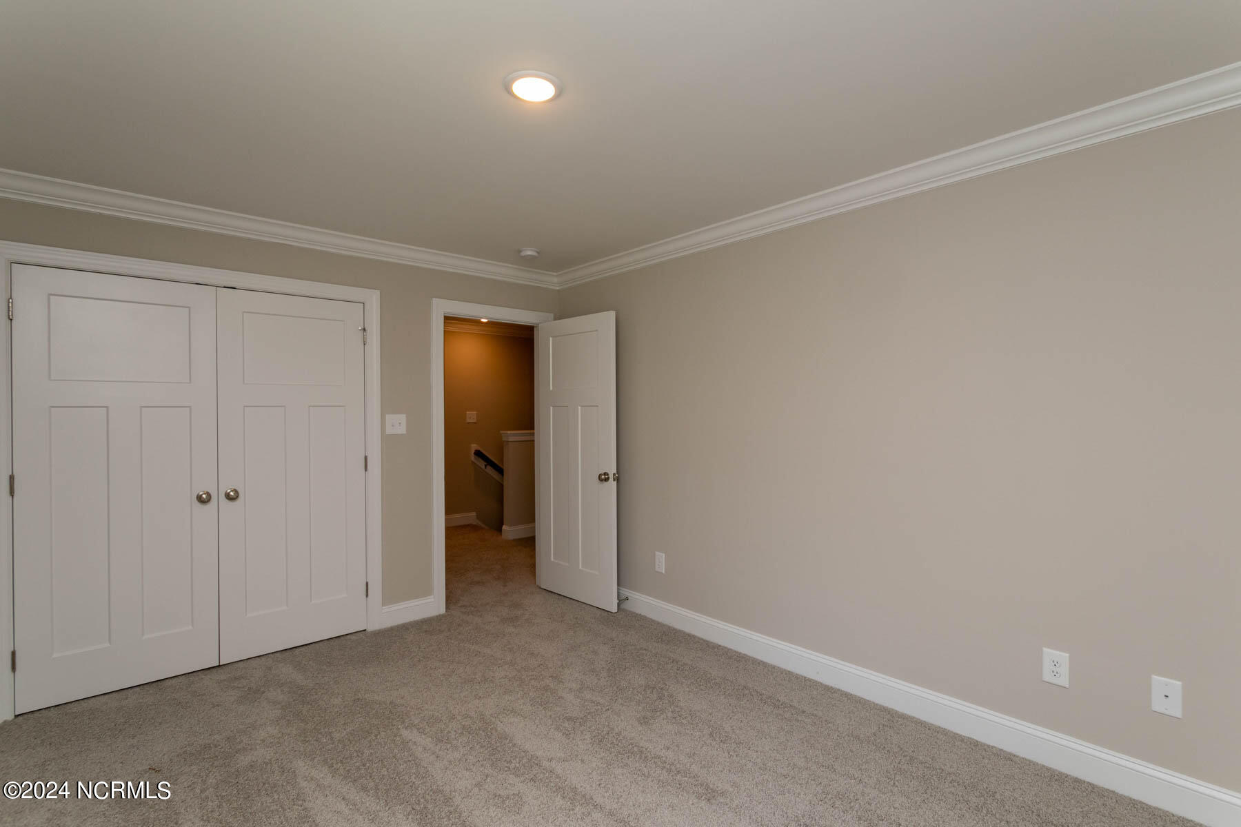 519 N Sycamore Street Property Photo 20