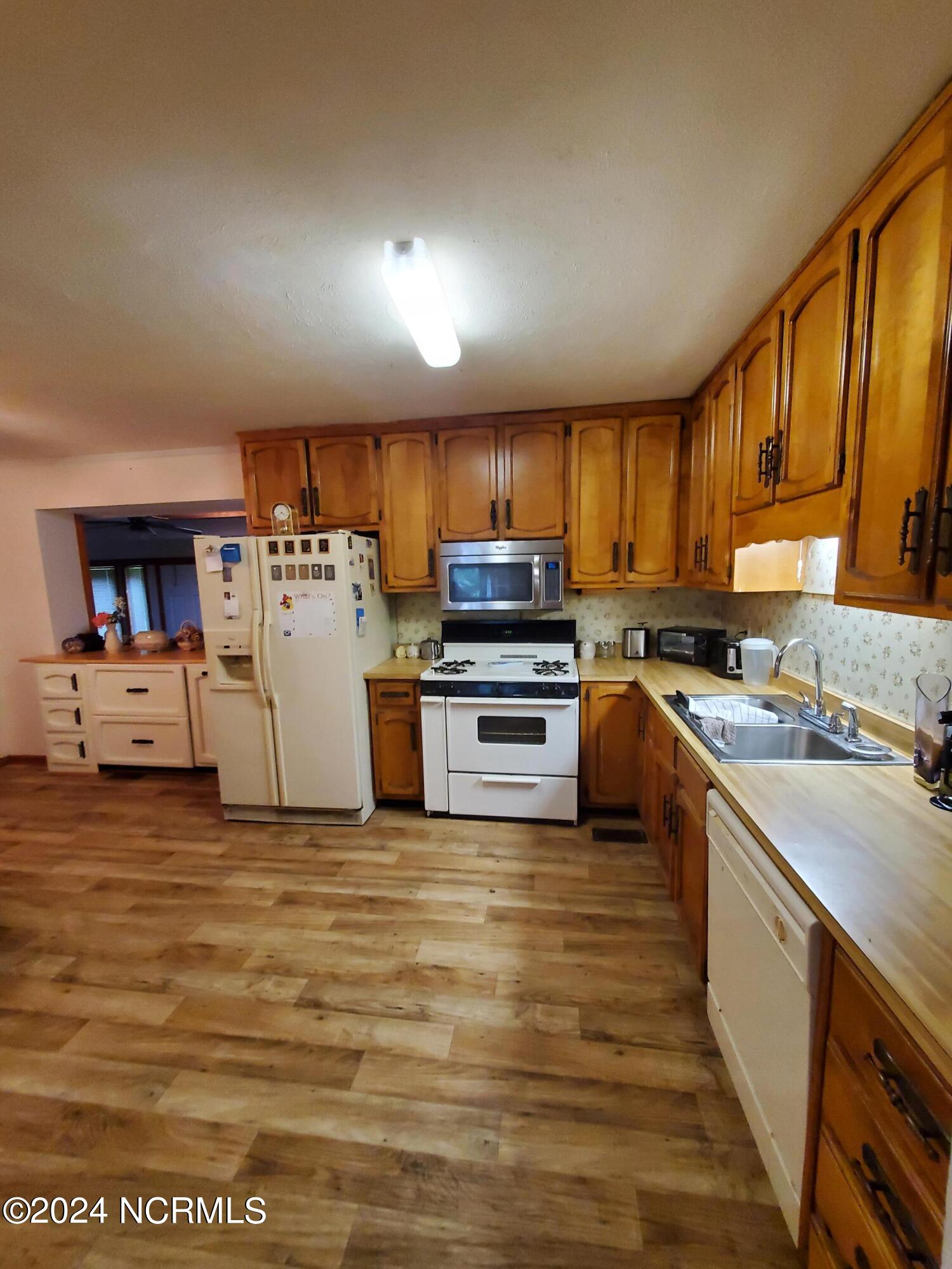 714 Walnut Street Property Photo 5