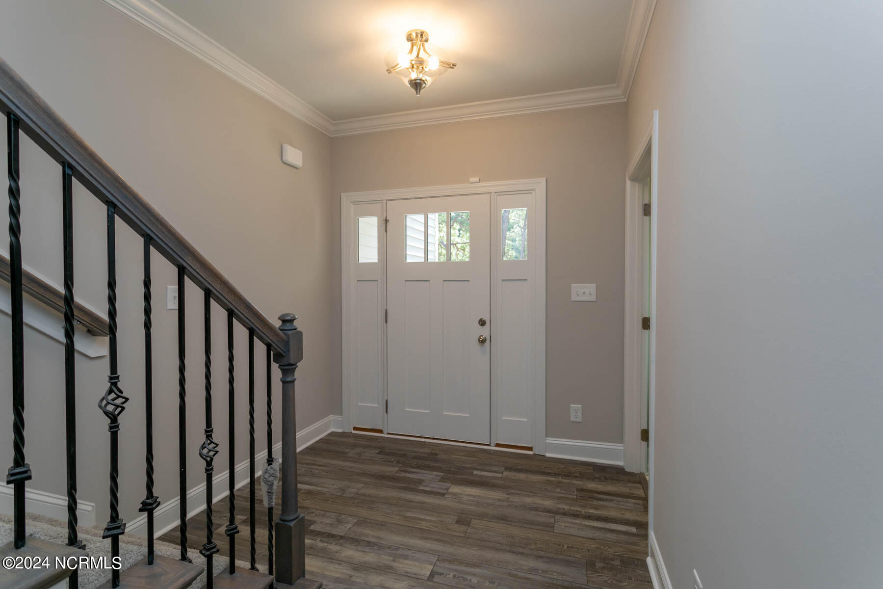 515 N Sycamore Street Property Photo 4