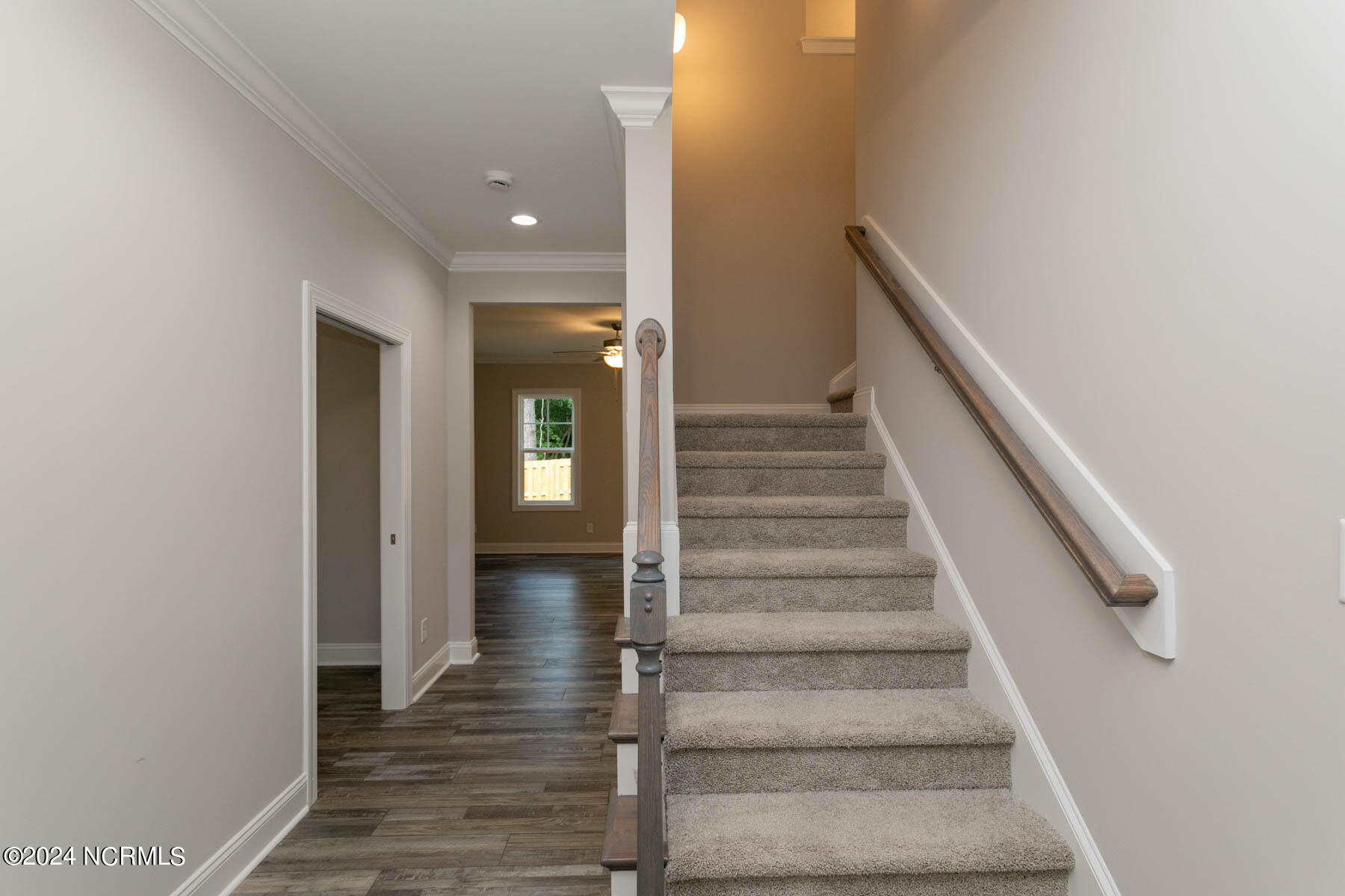 515 N Sycamore Street Property Photo 14