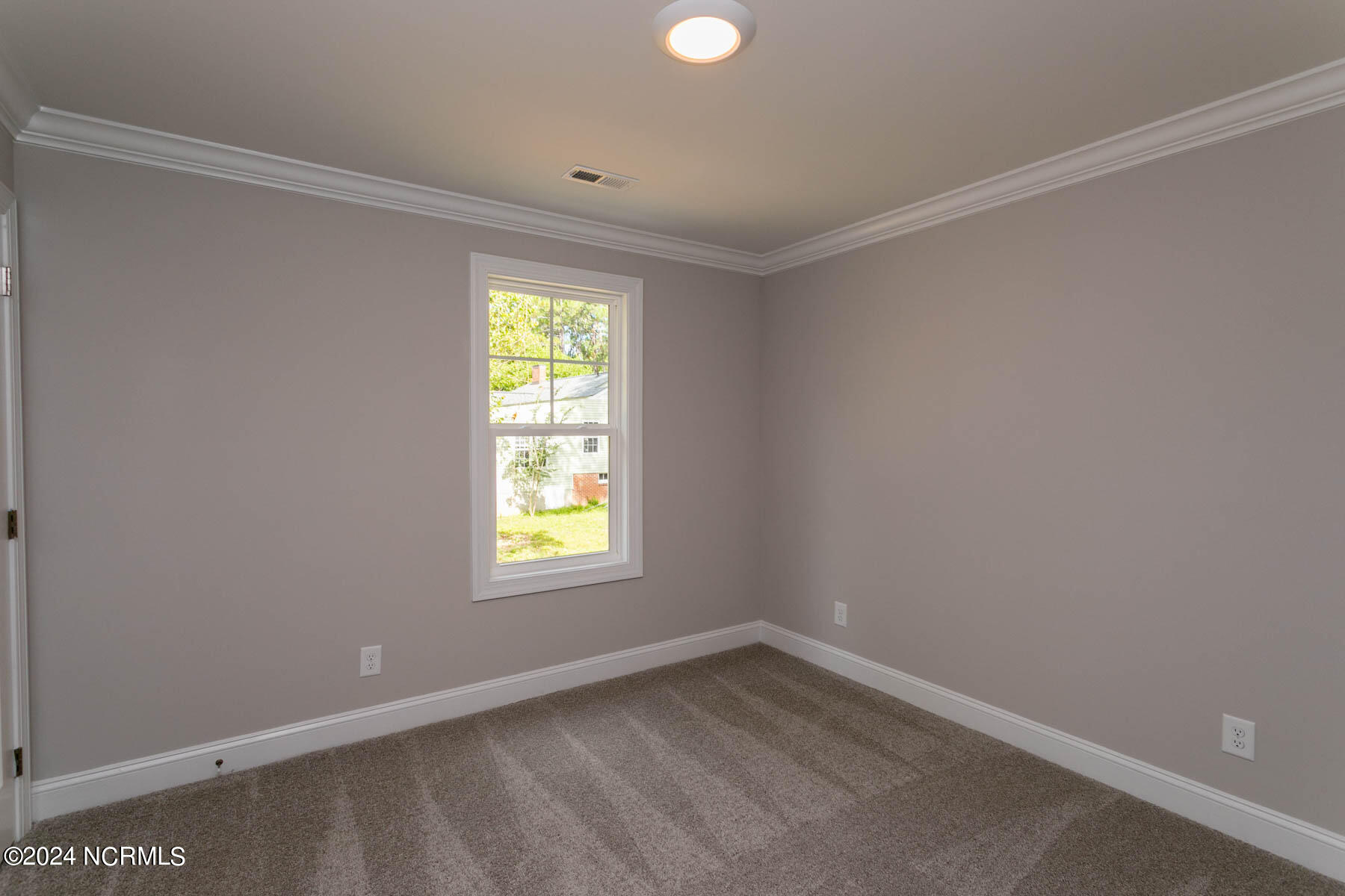 515 N Sycamore Street Property Photo 21