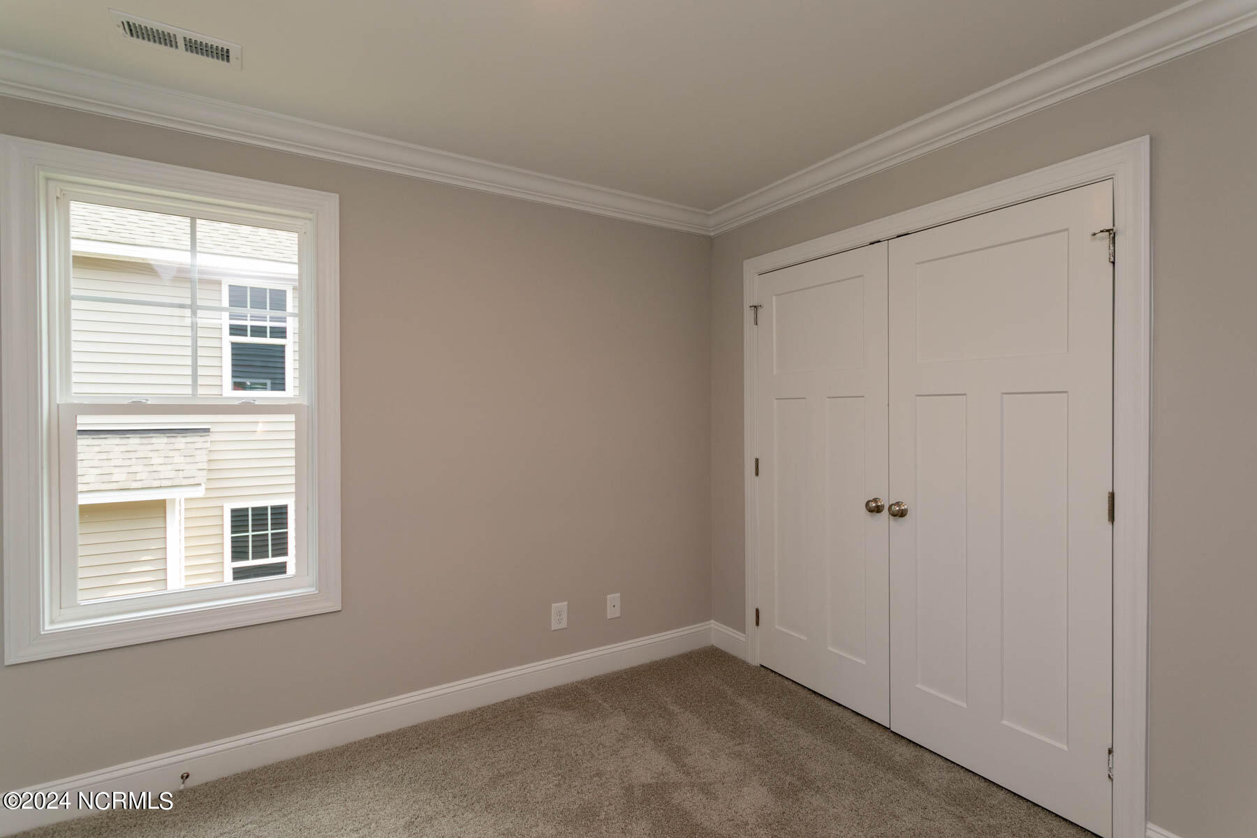 515 N Sycamore Street Property Photo 24