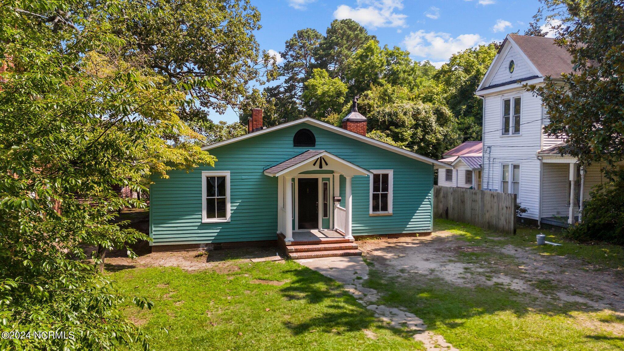207 Williams Street Property Photo 3