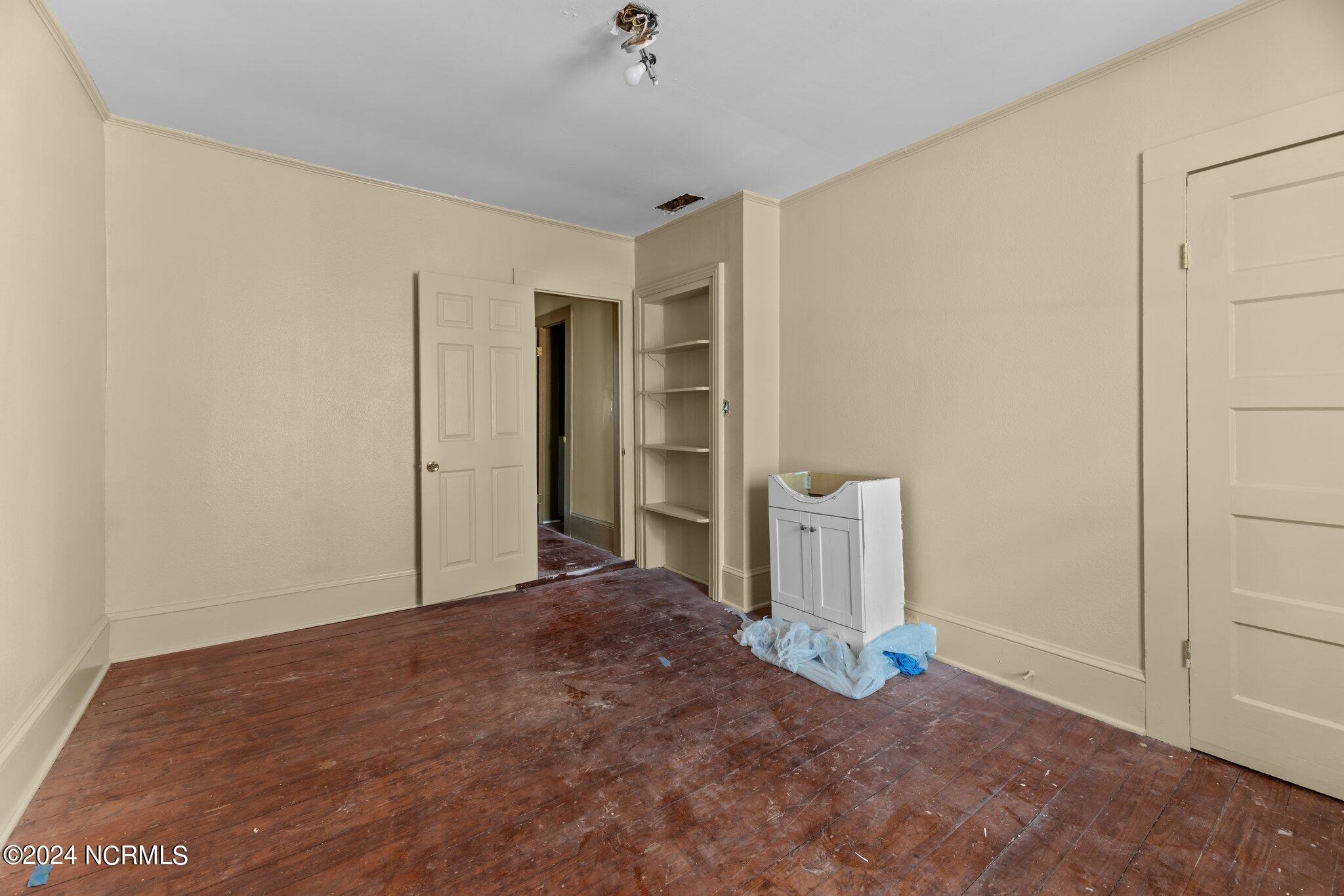 207 Williams Street Property Photo 29