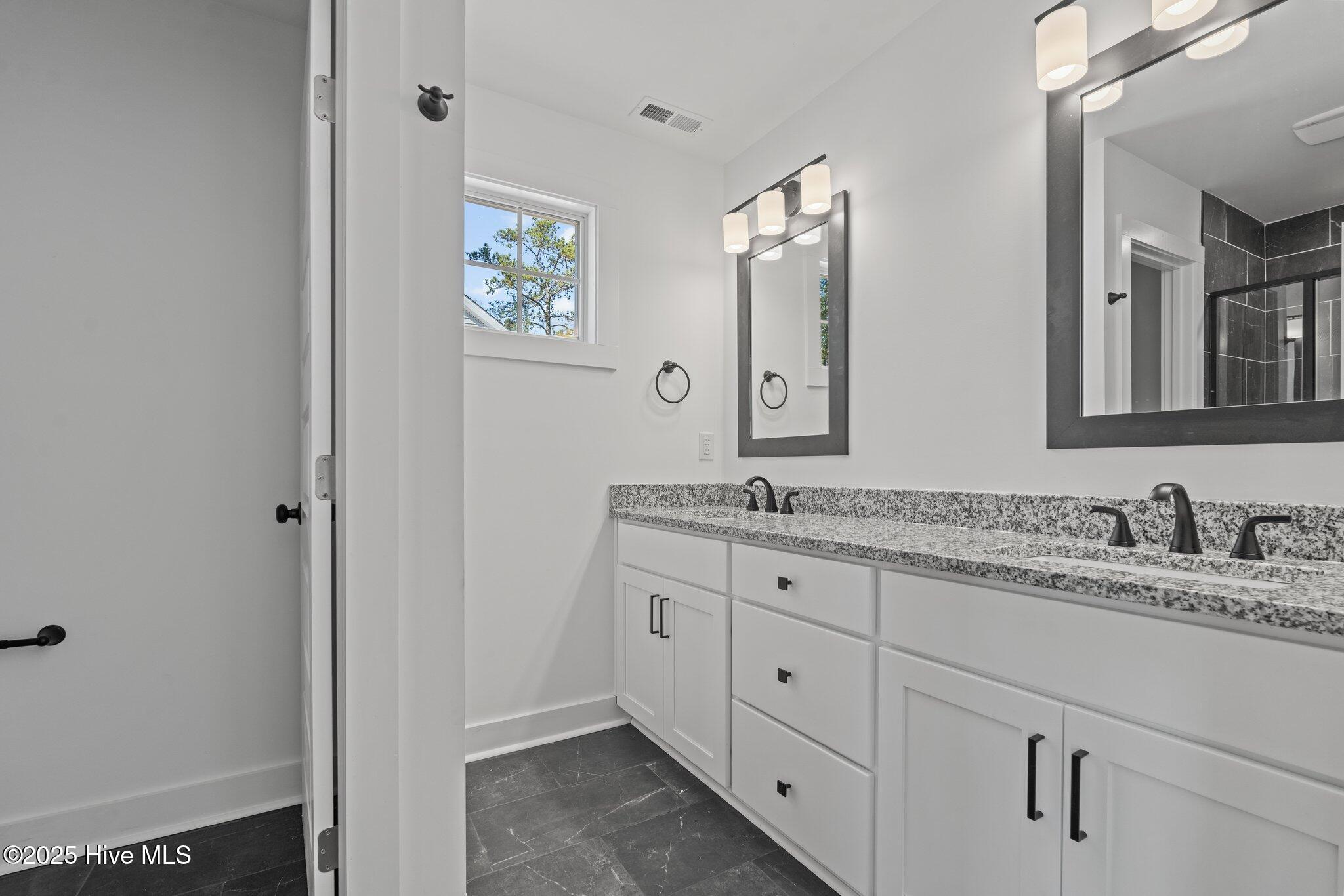 236 Grove Walk Road Property Photo 29
