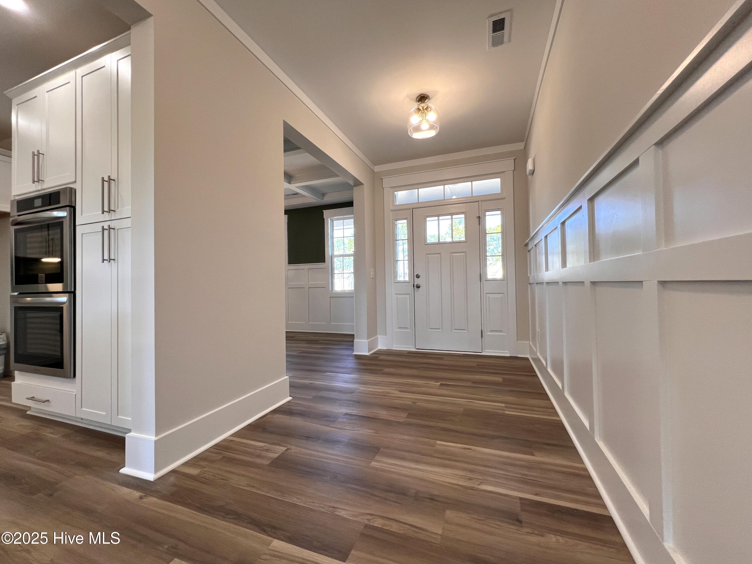 641 Cresswell Moor Way Property Photo 6