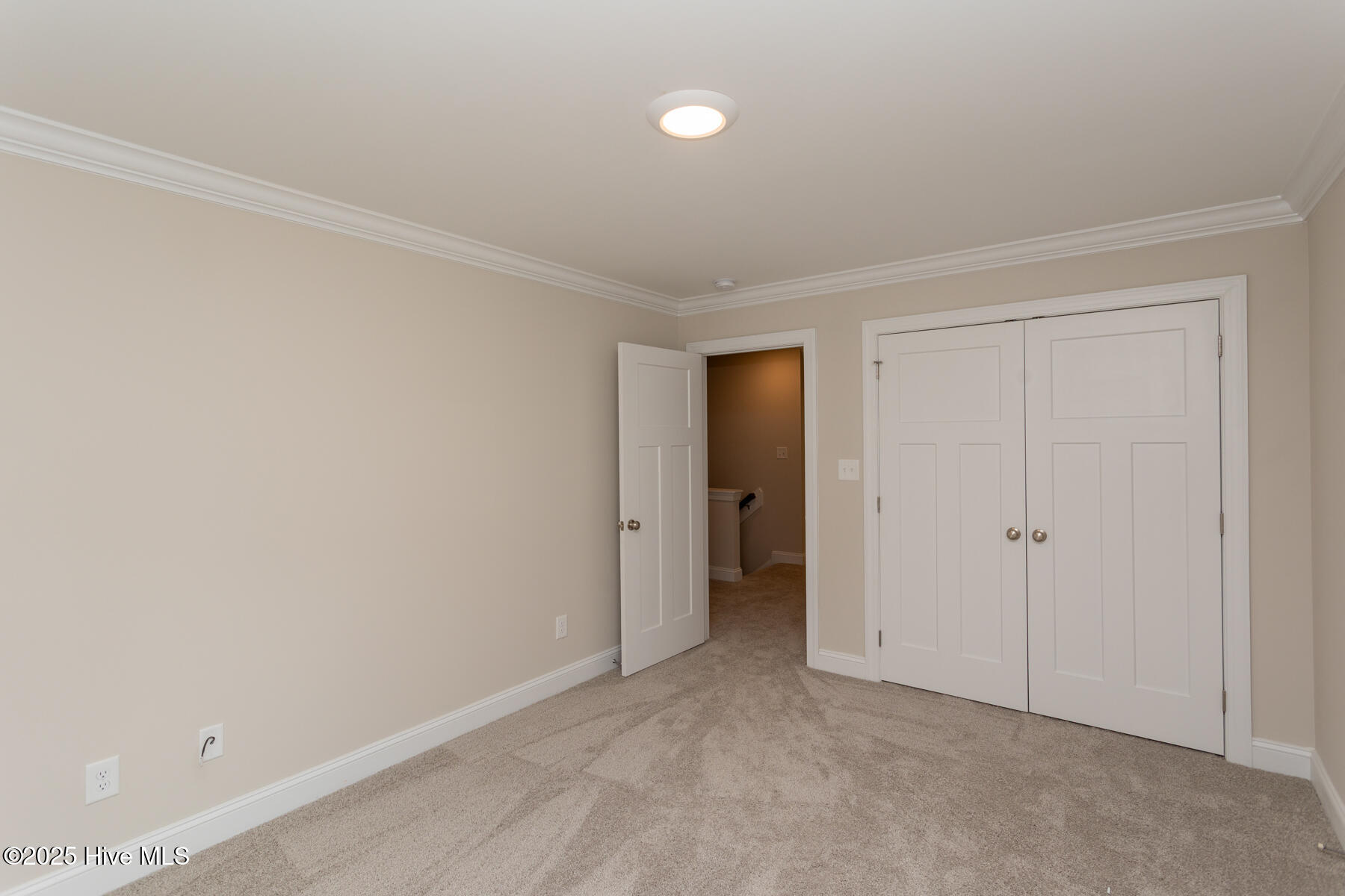 450 Spring Lake Drive Property Photo 23