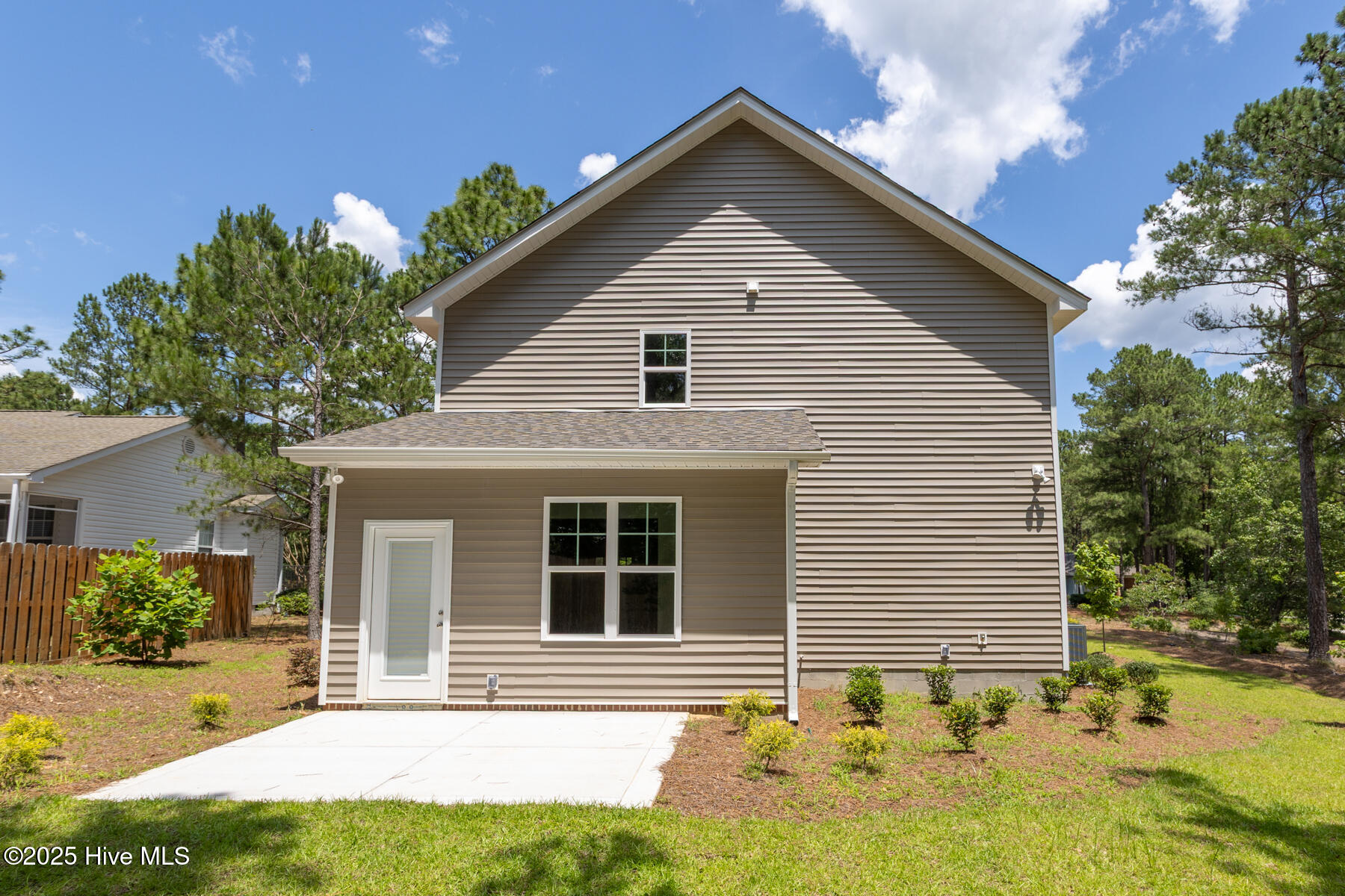 450 Spring Lake Drive Property Photo 26