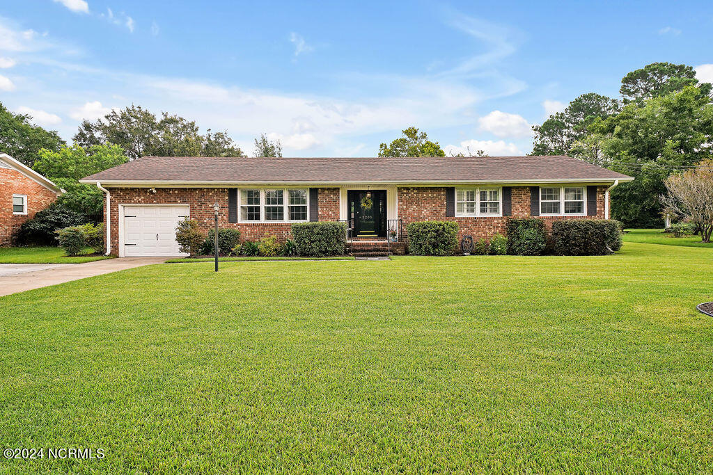 3205 Chalmers Drive Property Photo 1
