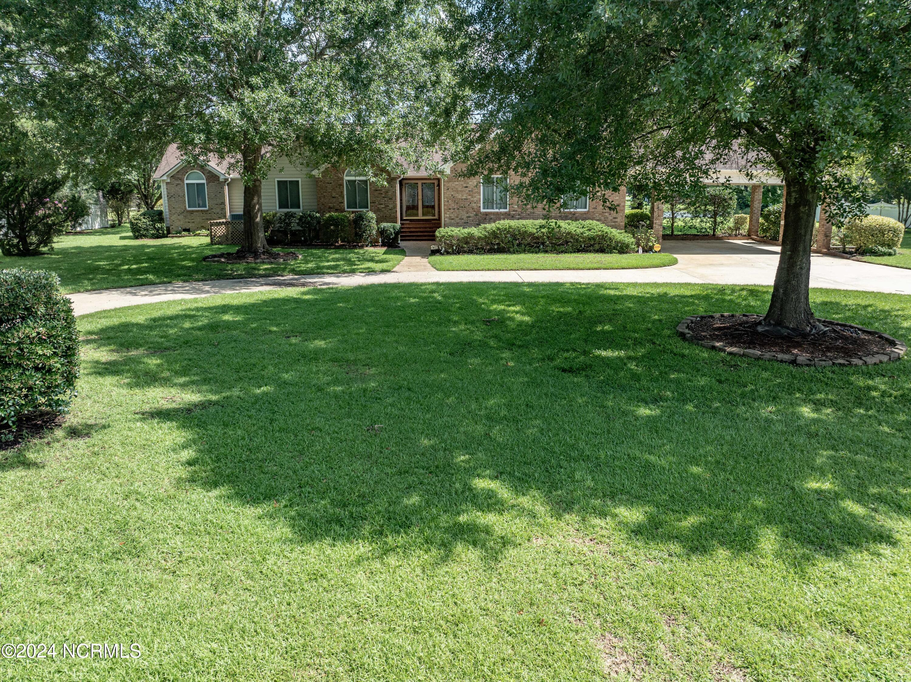 110 Raccoon Run Property Photo 5
