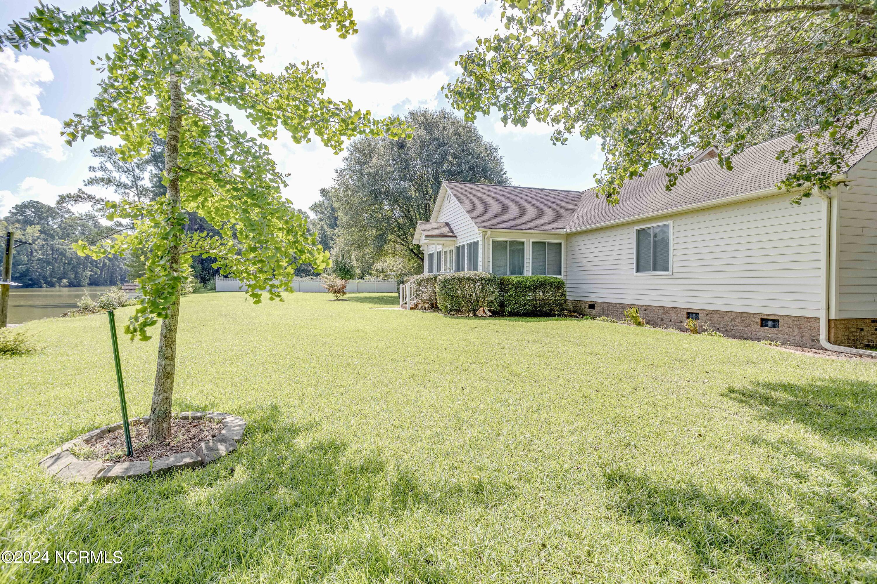 110 Raccoon Run Property Photo 14