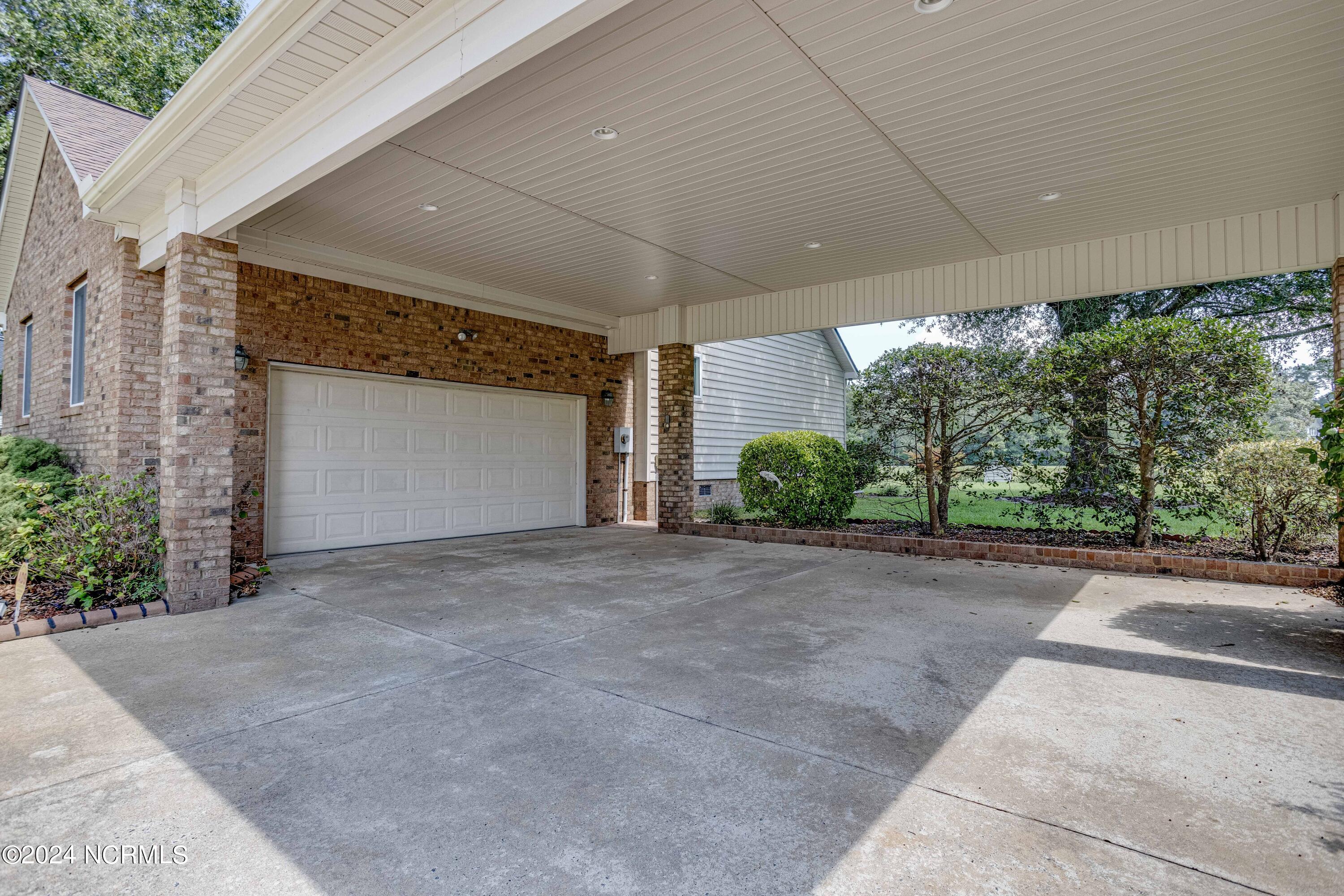 110 Raccoon Run Property Photo 20