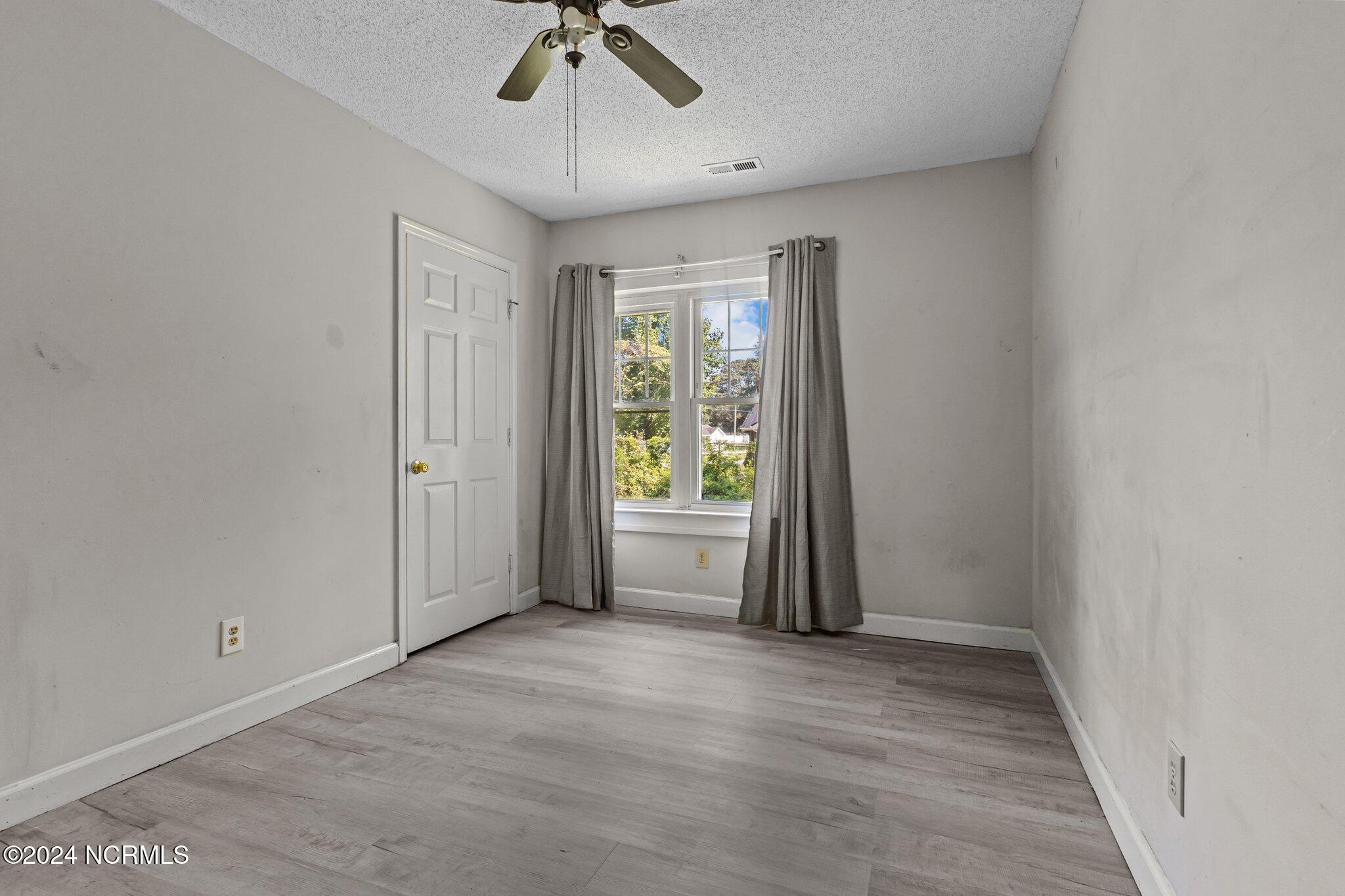 719 Barden Street Property Photo 15