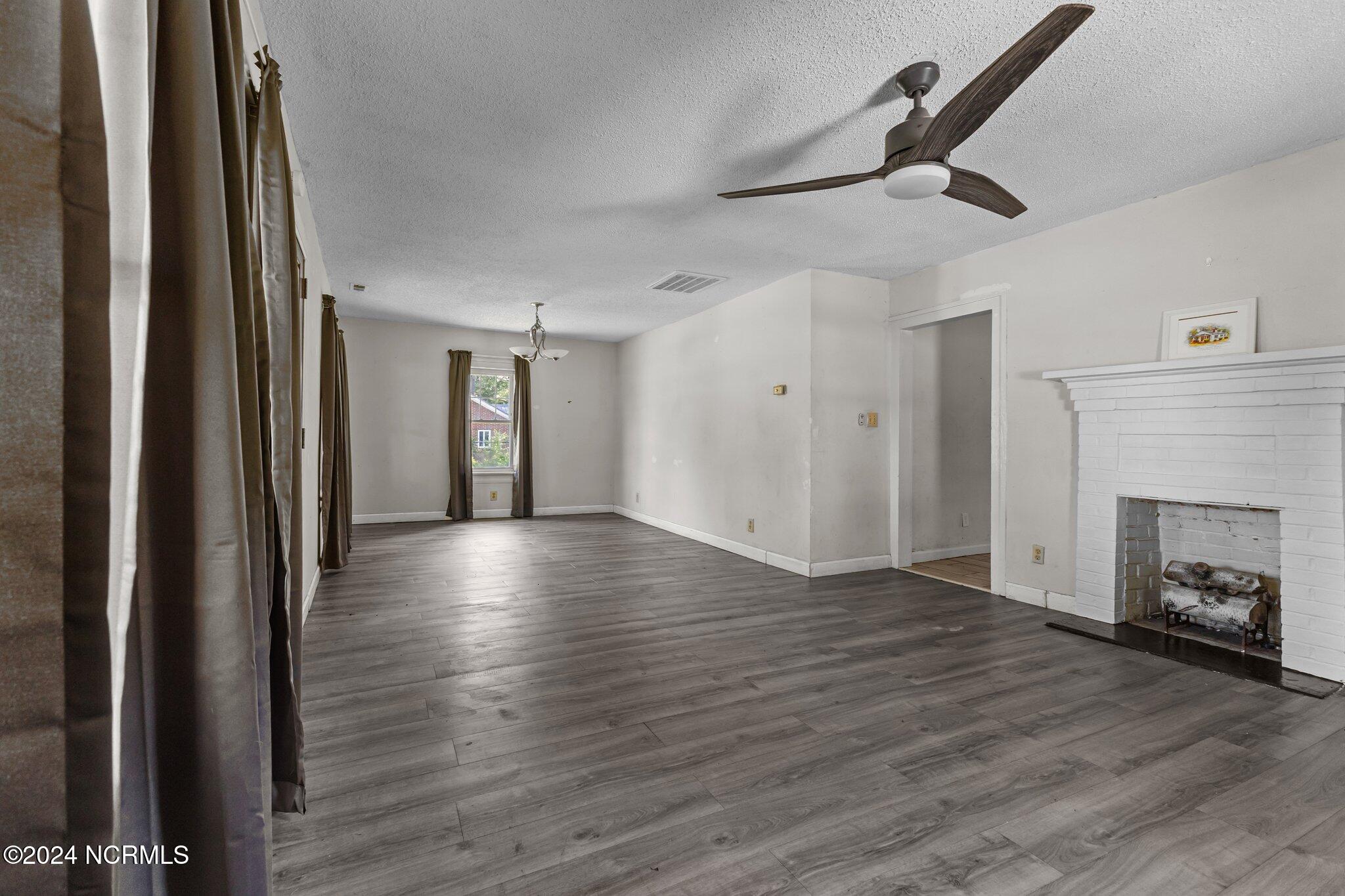 719 Barden Street Property Photo 17