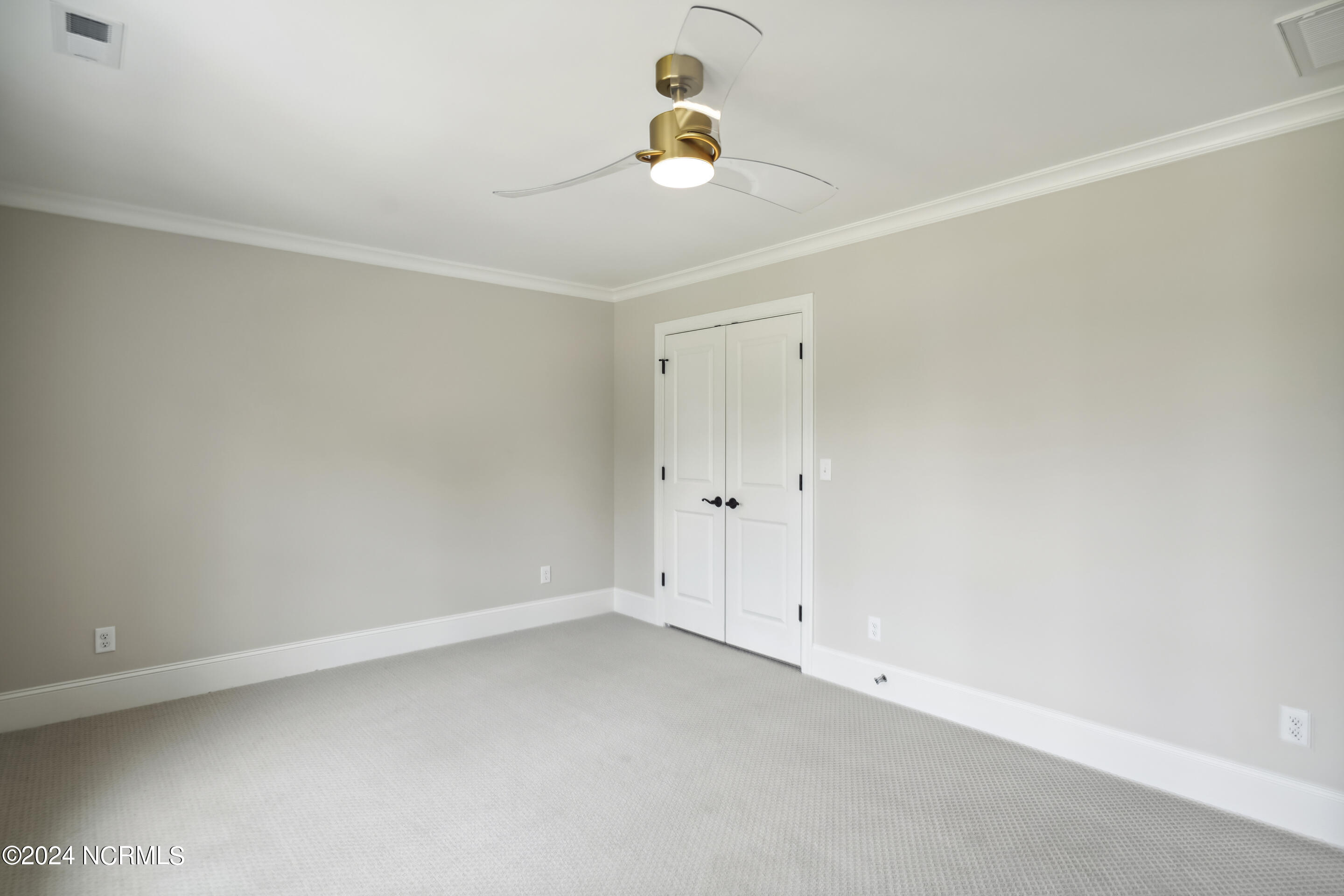 135 N Country Club Drive Property Photo 48