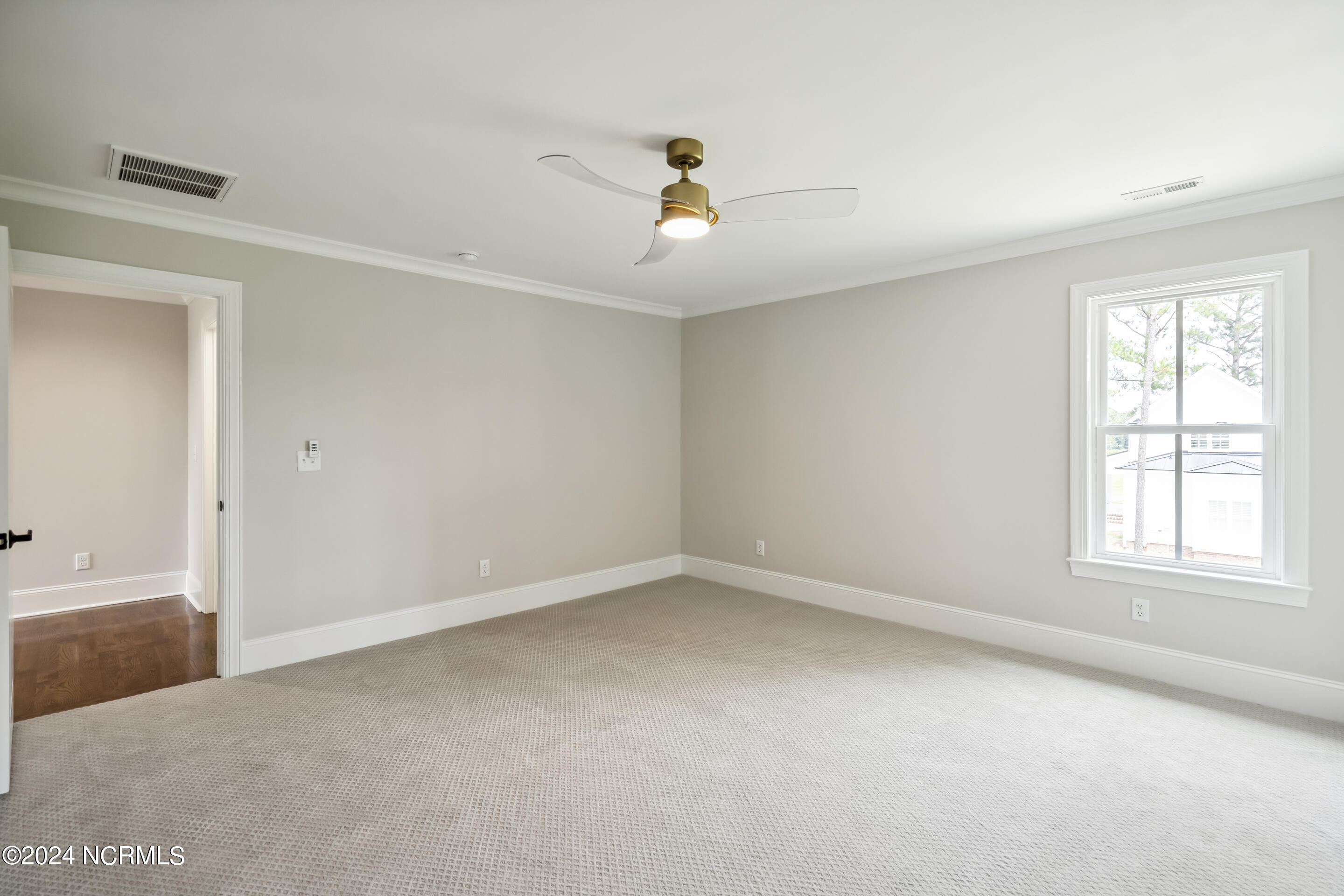 135 N Country Club Drive Property Photo 51
