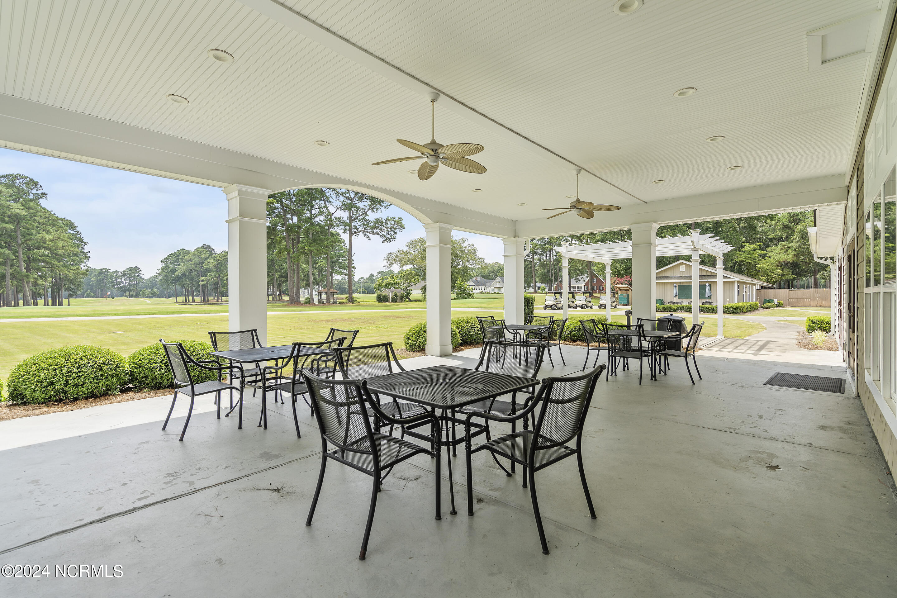 135 N Country Club Drive Property Photo 67