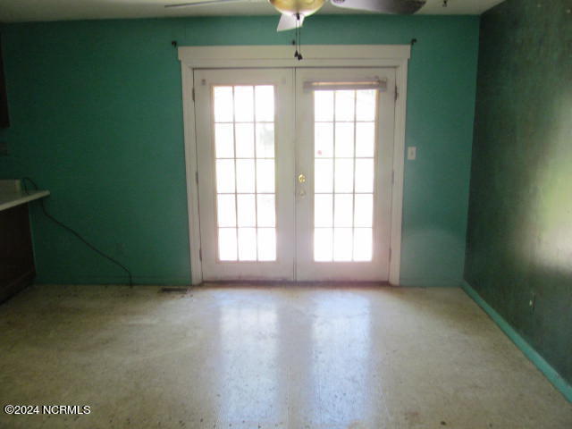 201 Stratford Road Property Photo 4