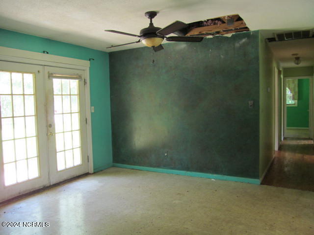201 Stratford Road Property Photo 6