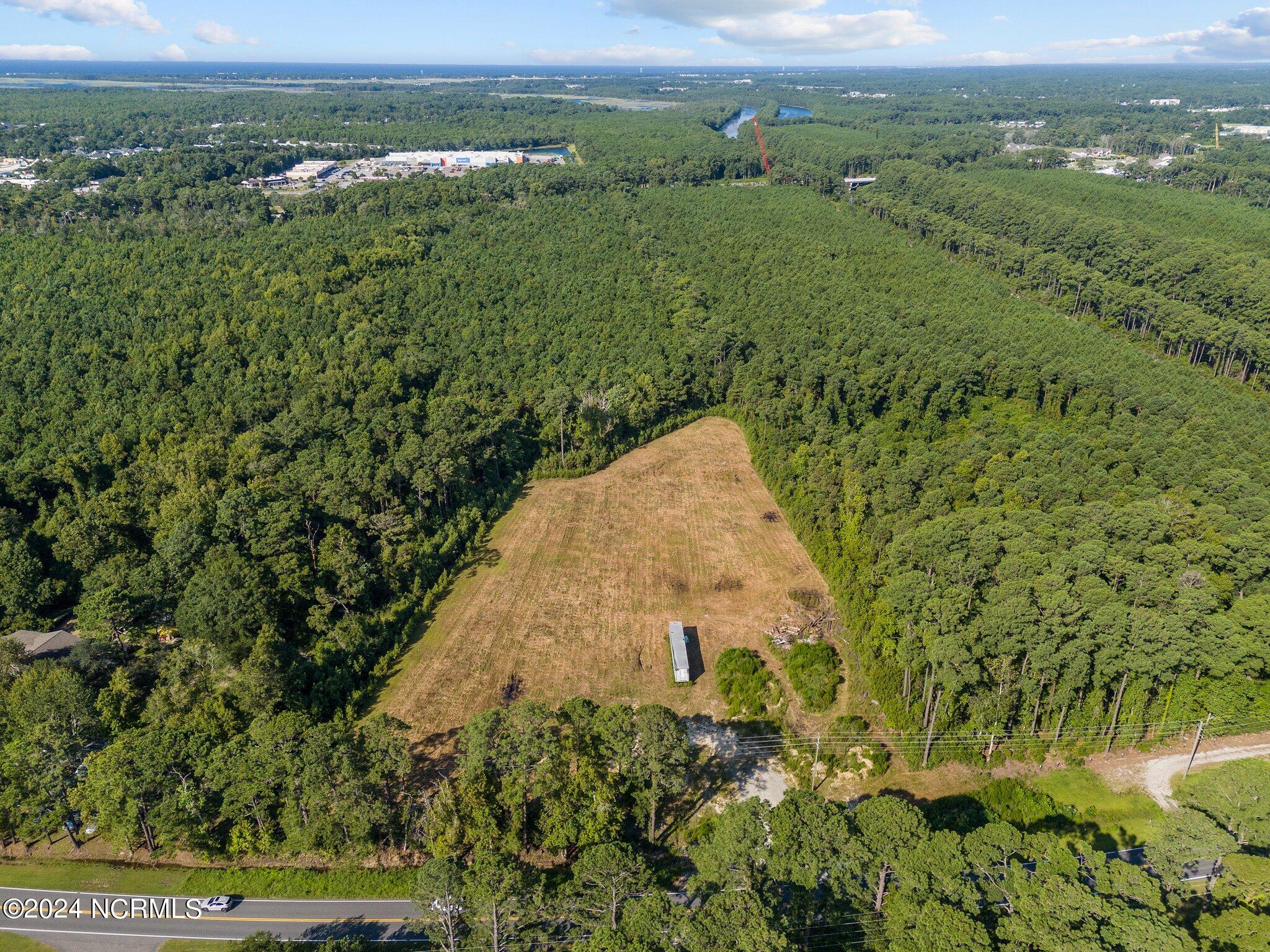 8573 River Road Property Photo 4