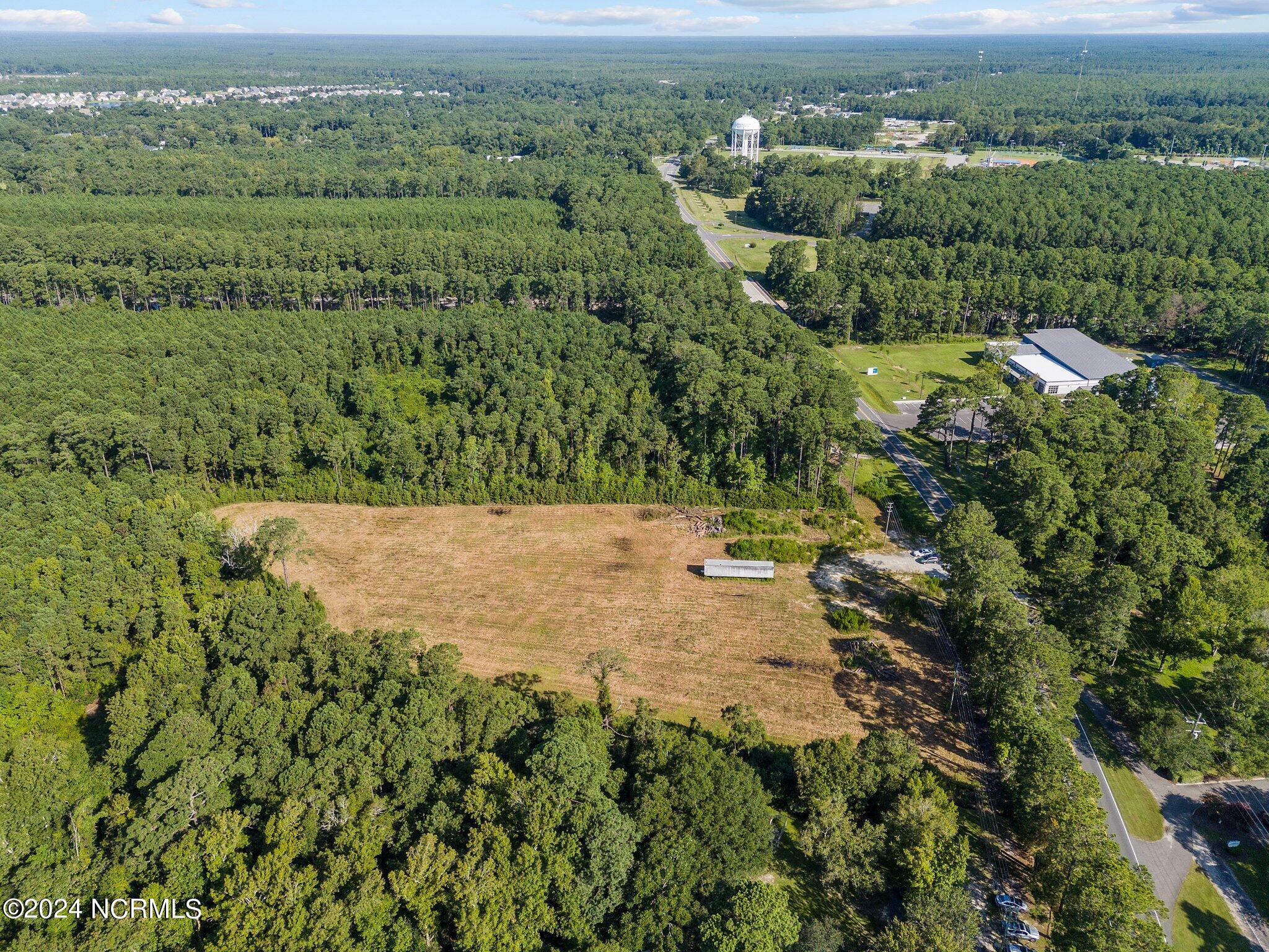 8573 River Road Property Photo 6